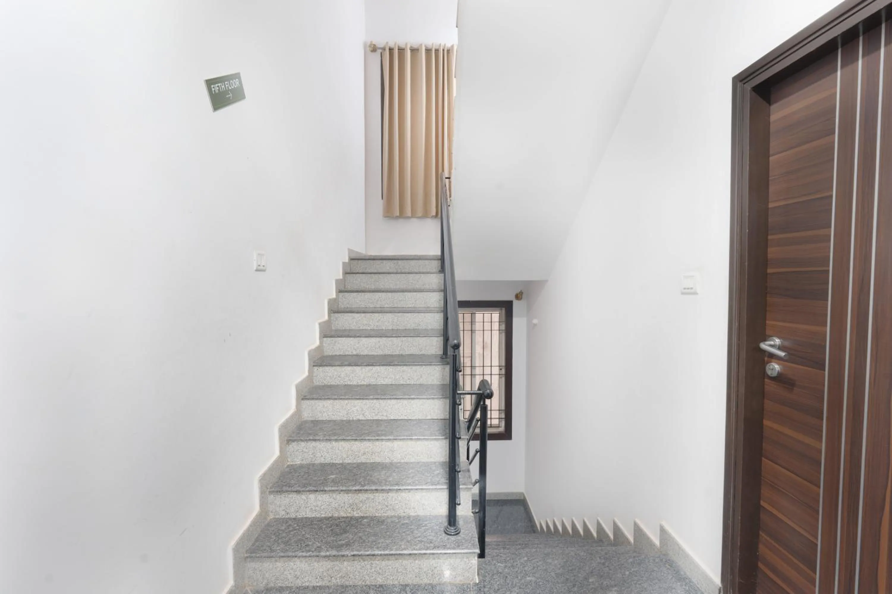 Lobby or reception in Itsy Hotels Worldtree ITPL