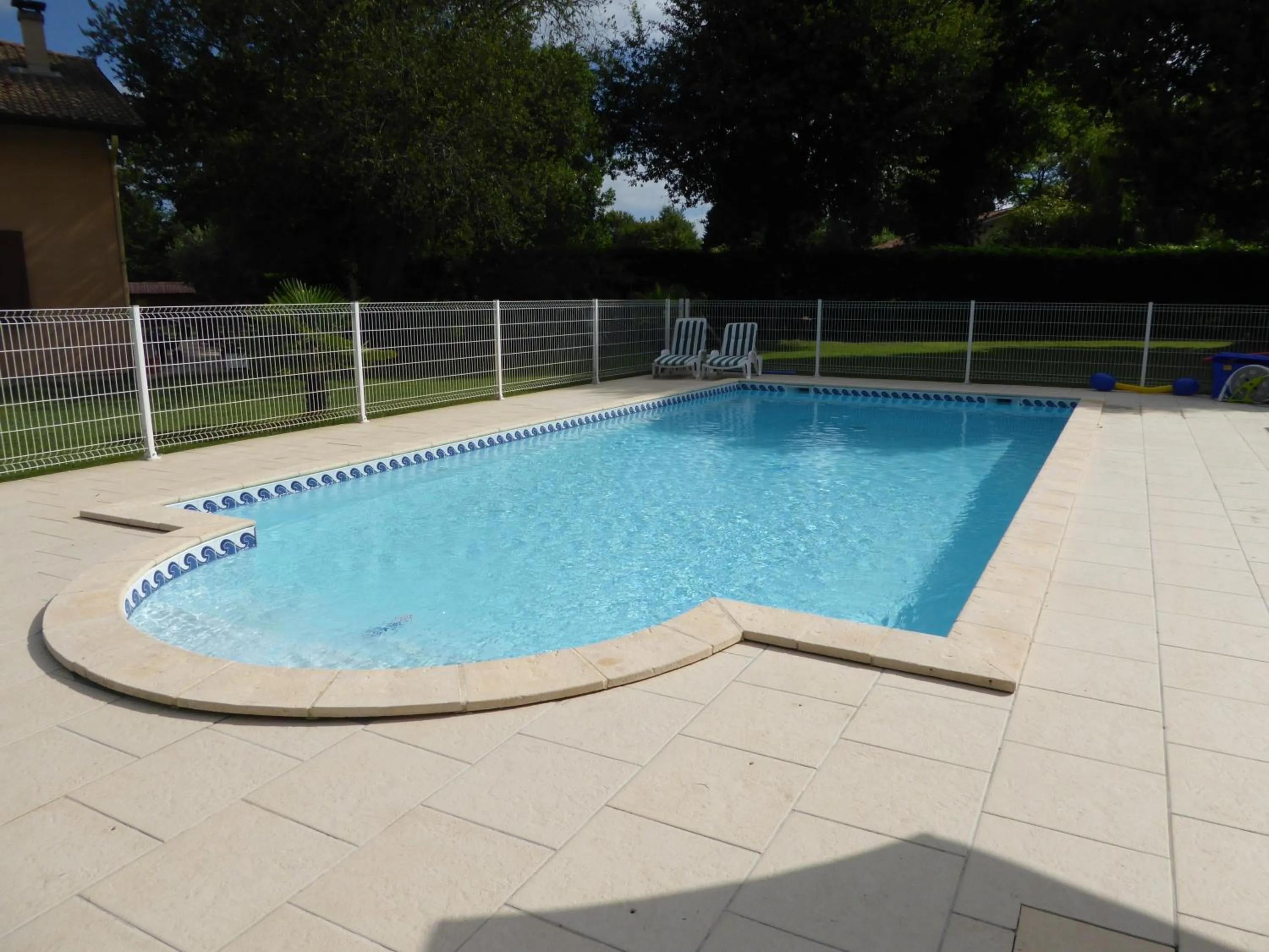 Swimming pool in La Mimona