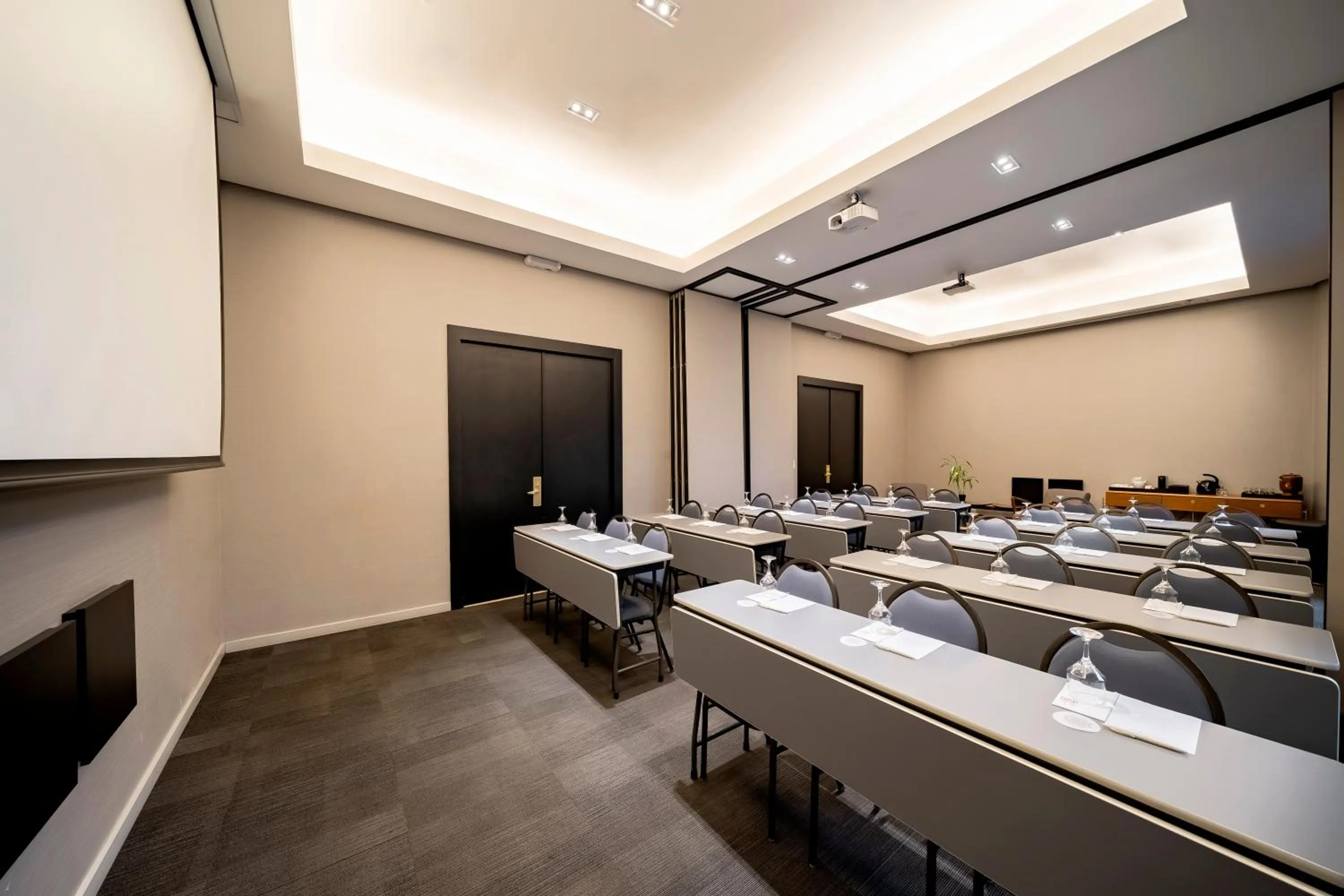 Meeting/conference room in Grand Mercure SP Itaim Bibi