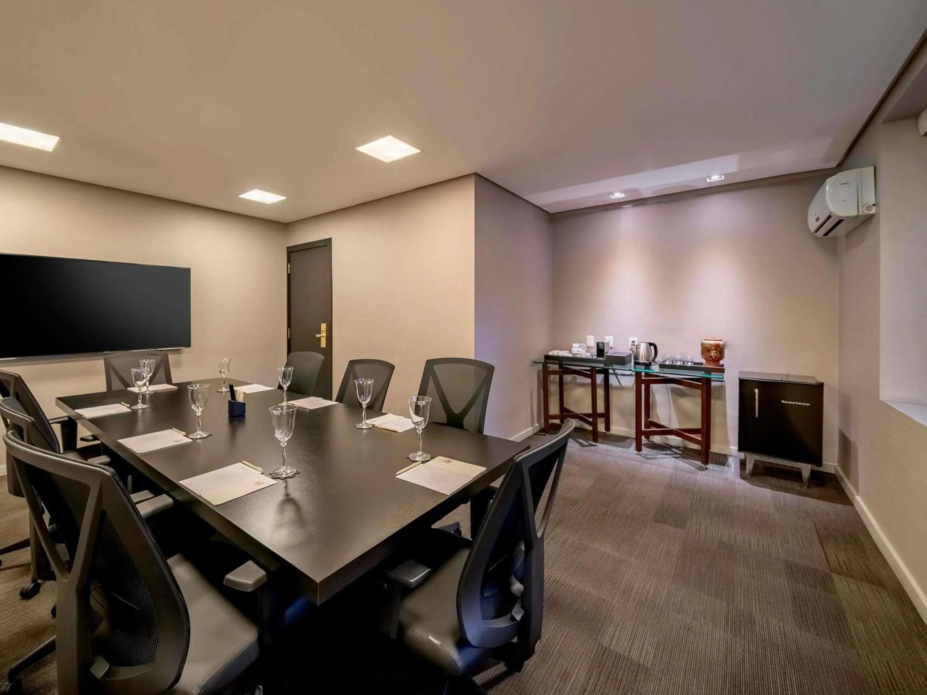 Meeting/conference room in Grand Mercure SP Itaim Bibi