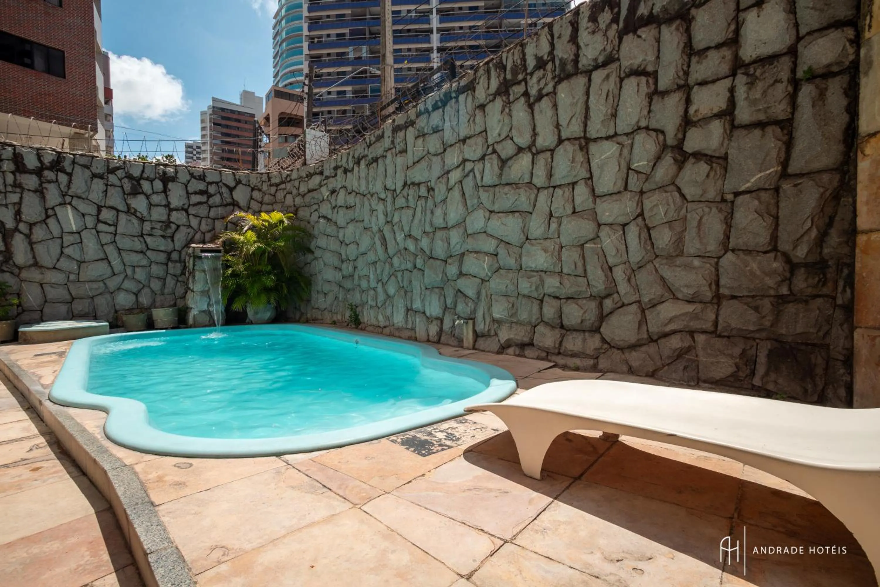 Swimming pool in Rede Andrade Coimbra