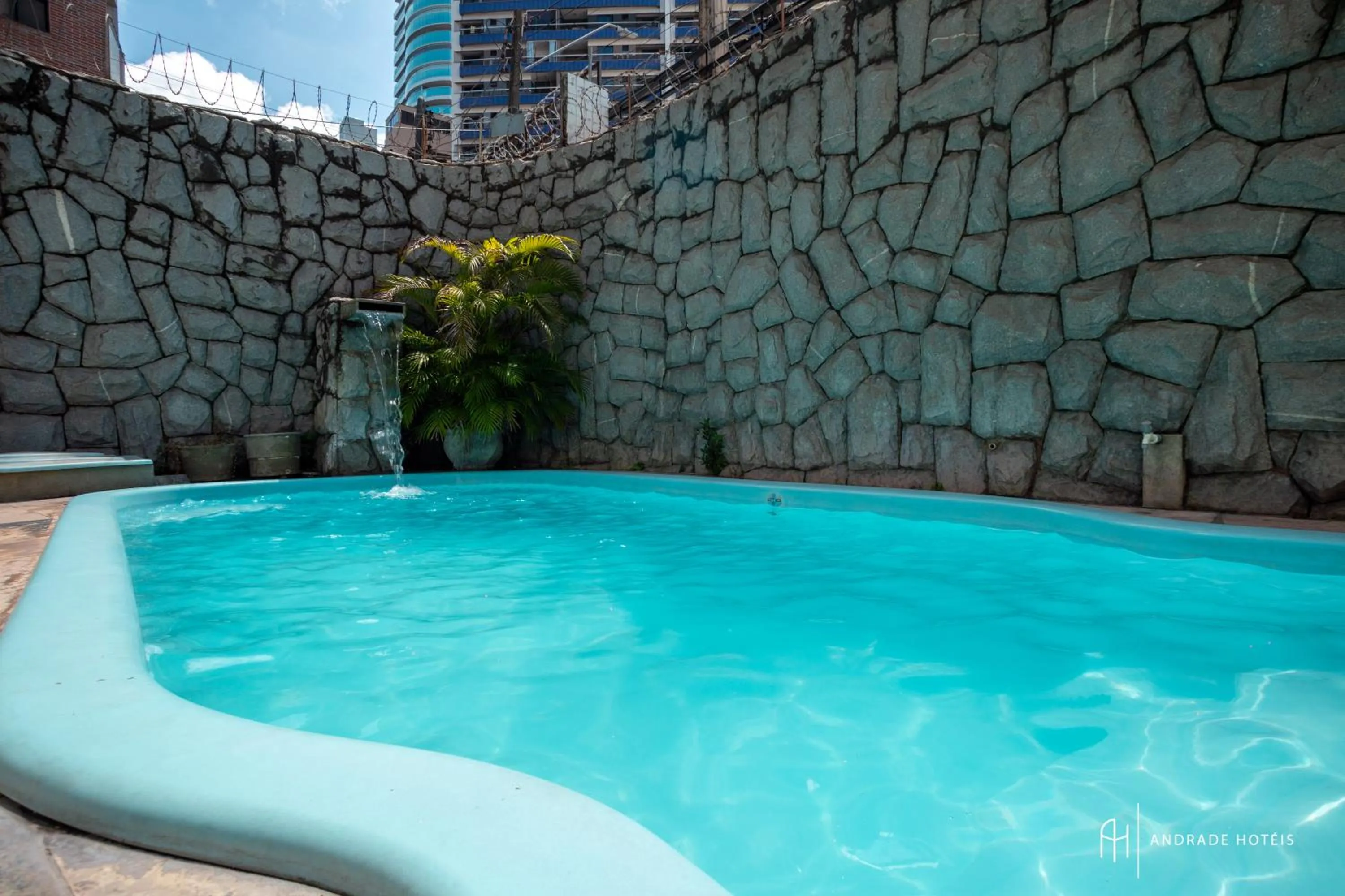 Swimming pool in Rede Andrade Coimbra