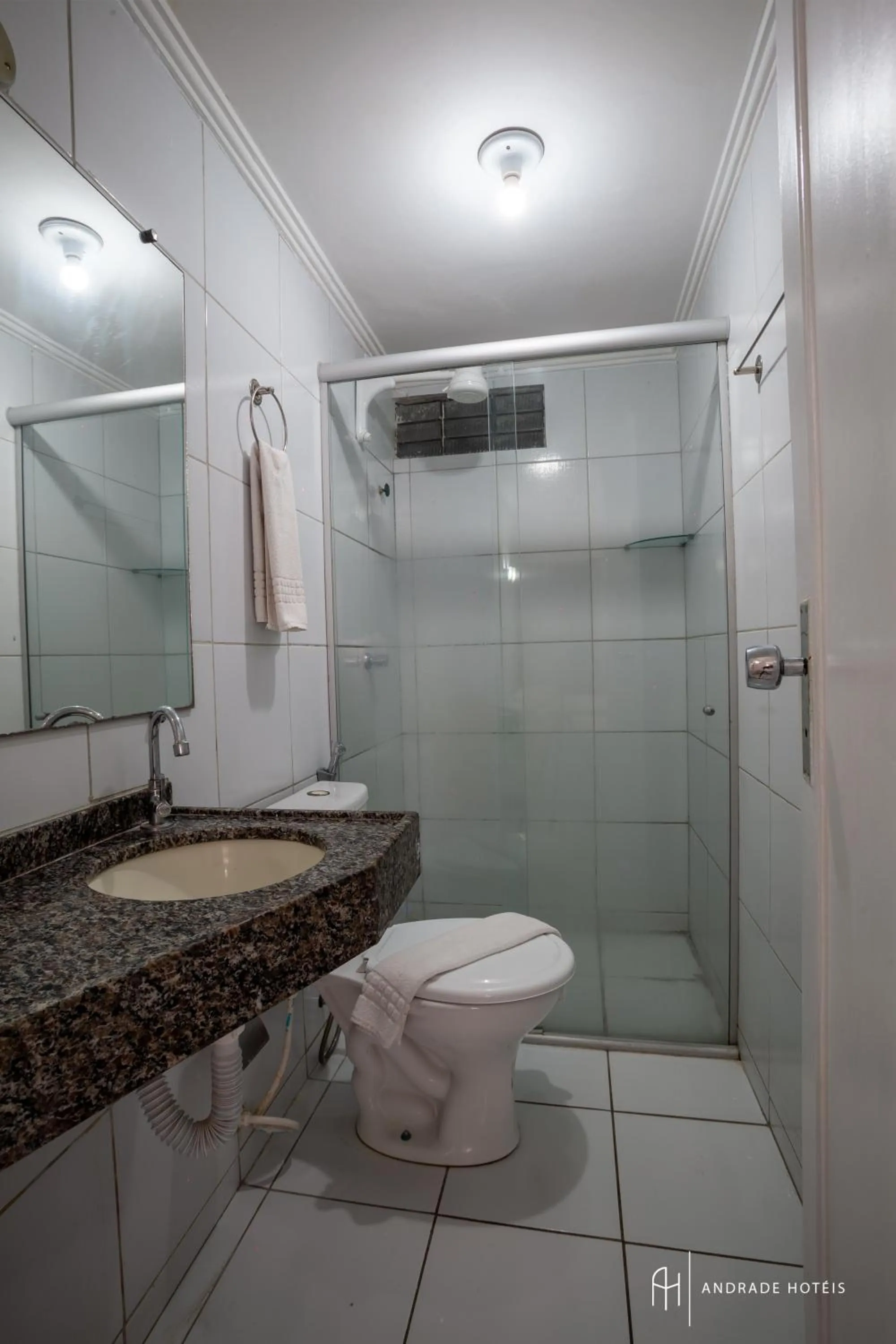 Bathroom in Rede Andrade Coimbra