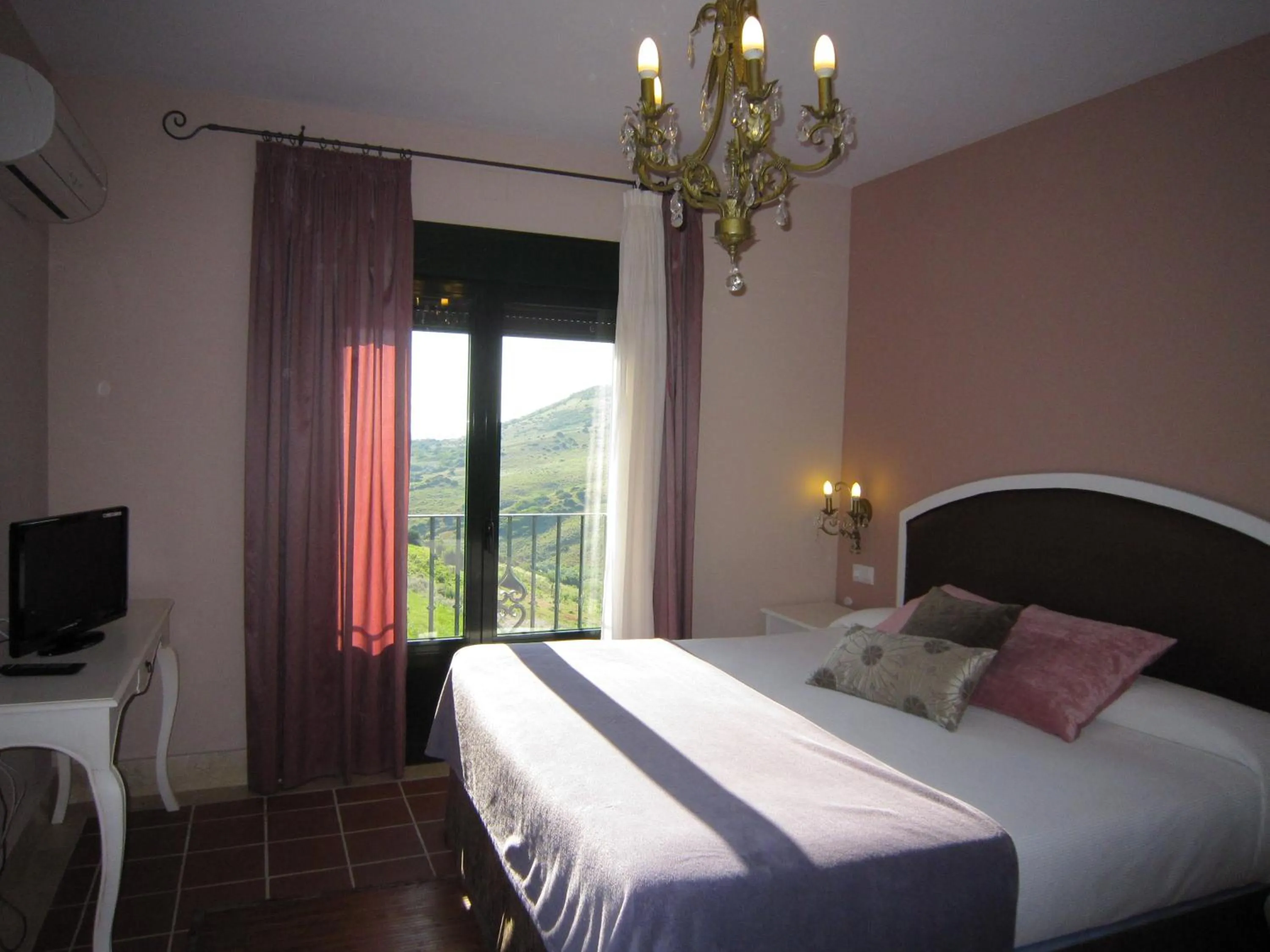 Bedroom, Bed in Hotel Sindhura