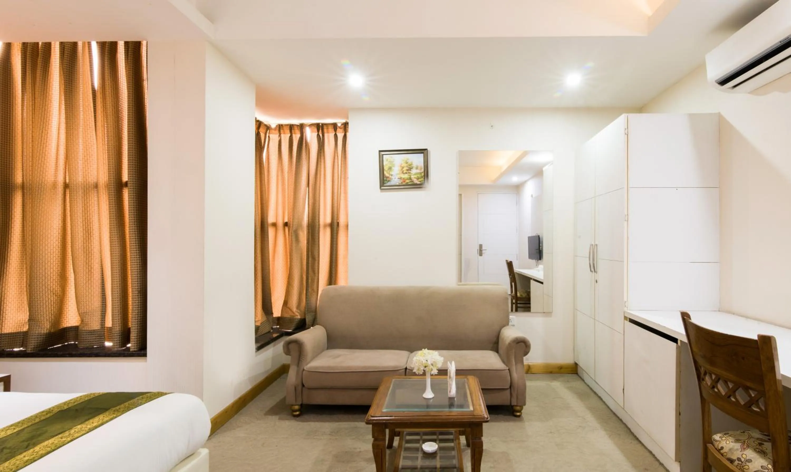 Bedroom, Bed in Treebo House Inn