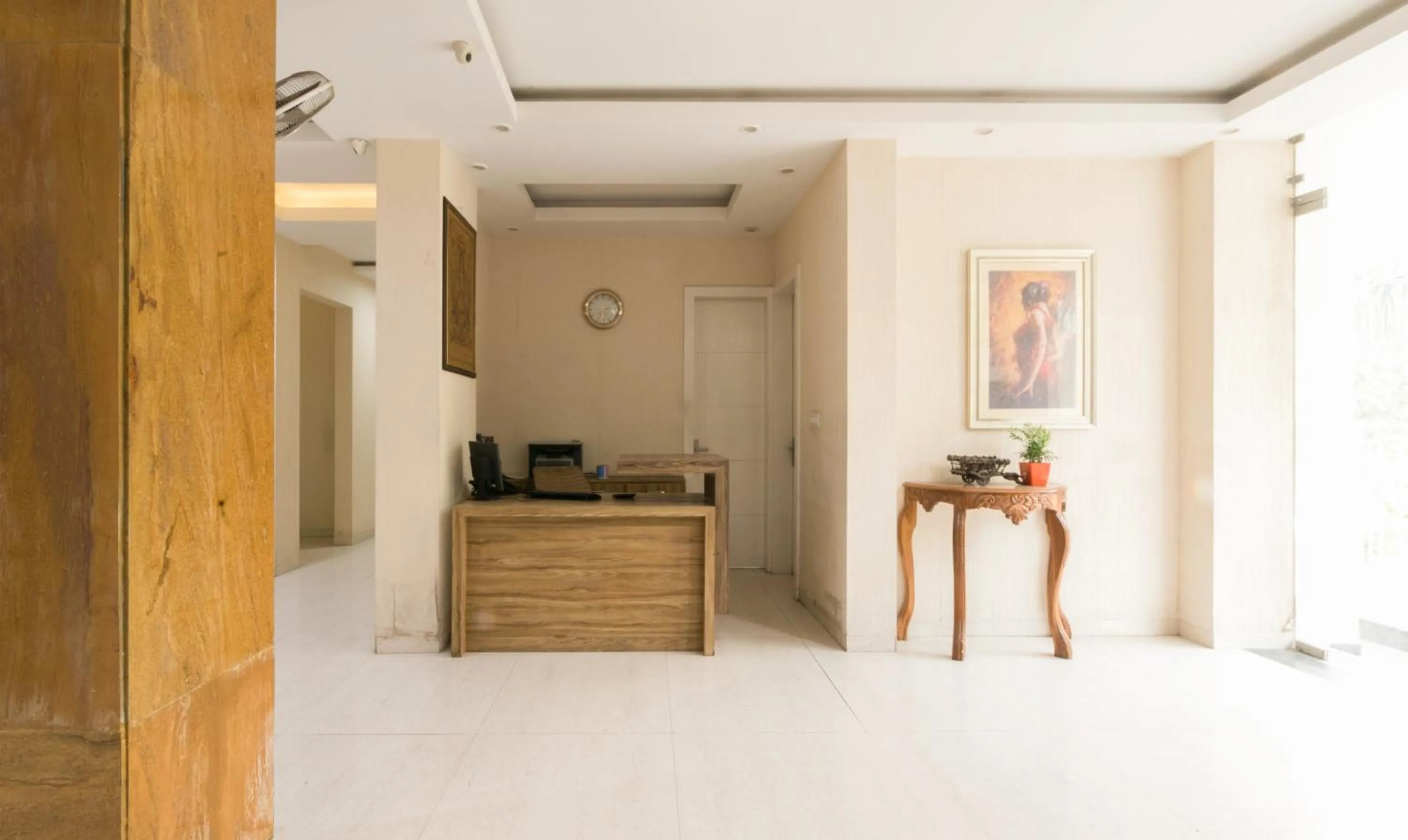 Lobby or reception in Treebo House Inn