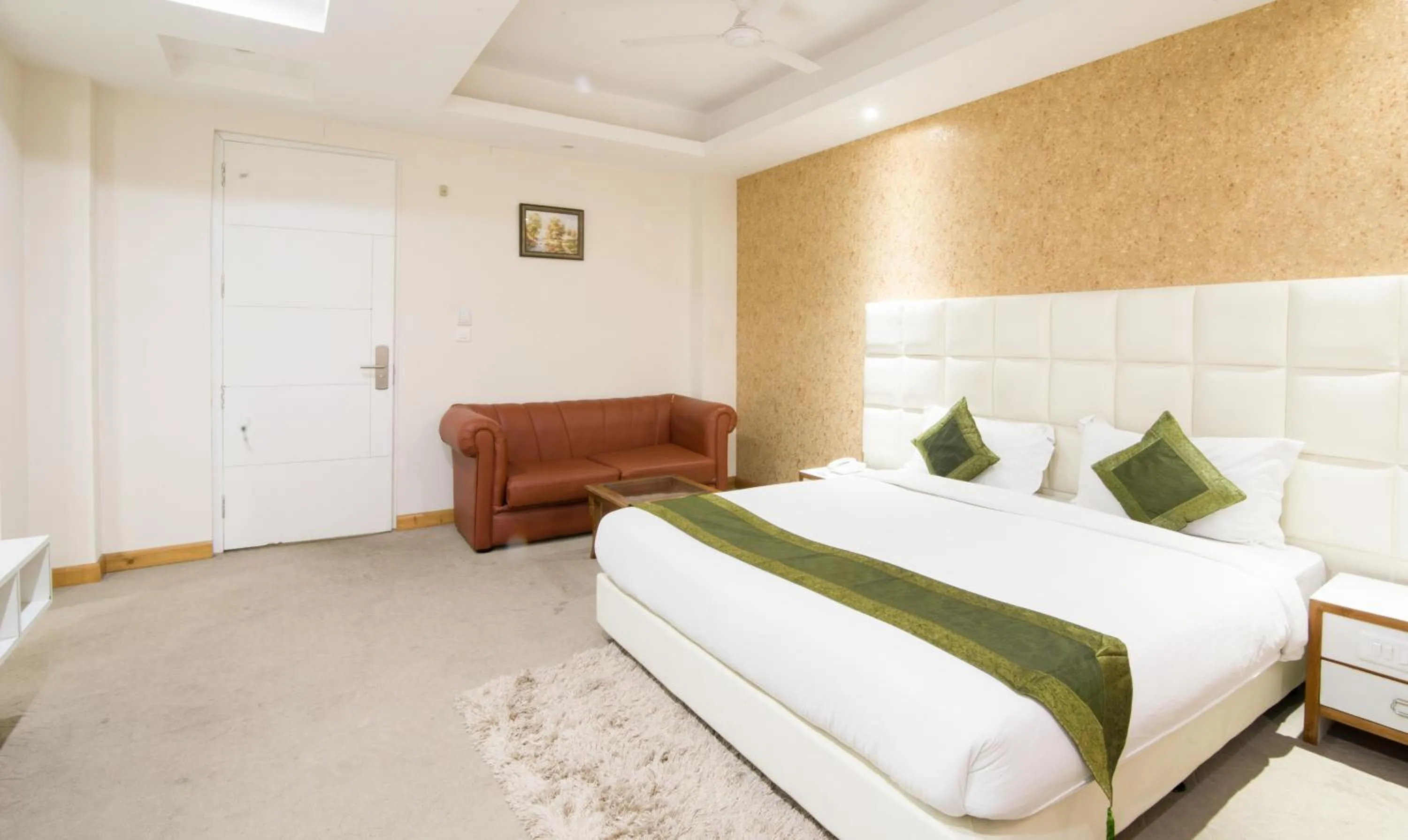 Bedroom, Bed in Treebo House Inn