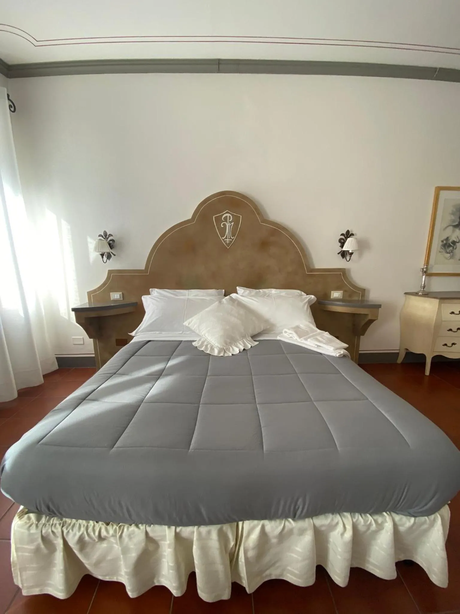 Bed in Palazzo Mari suite & rooms b&b
