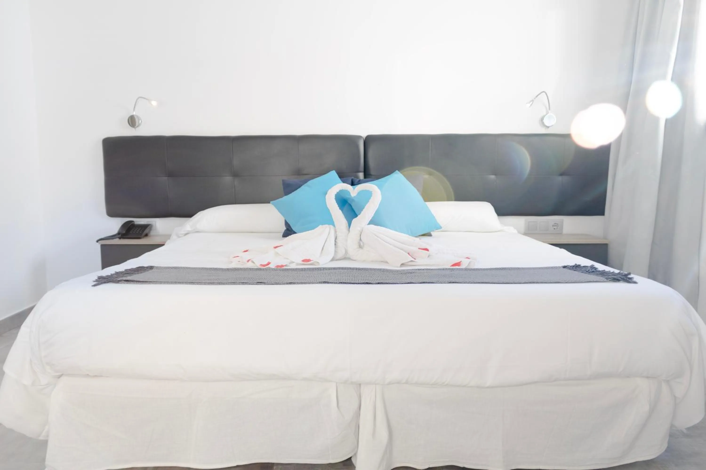 Photo of the whole room, Bed in Hotel Portmán