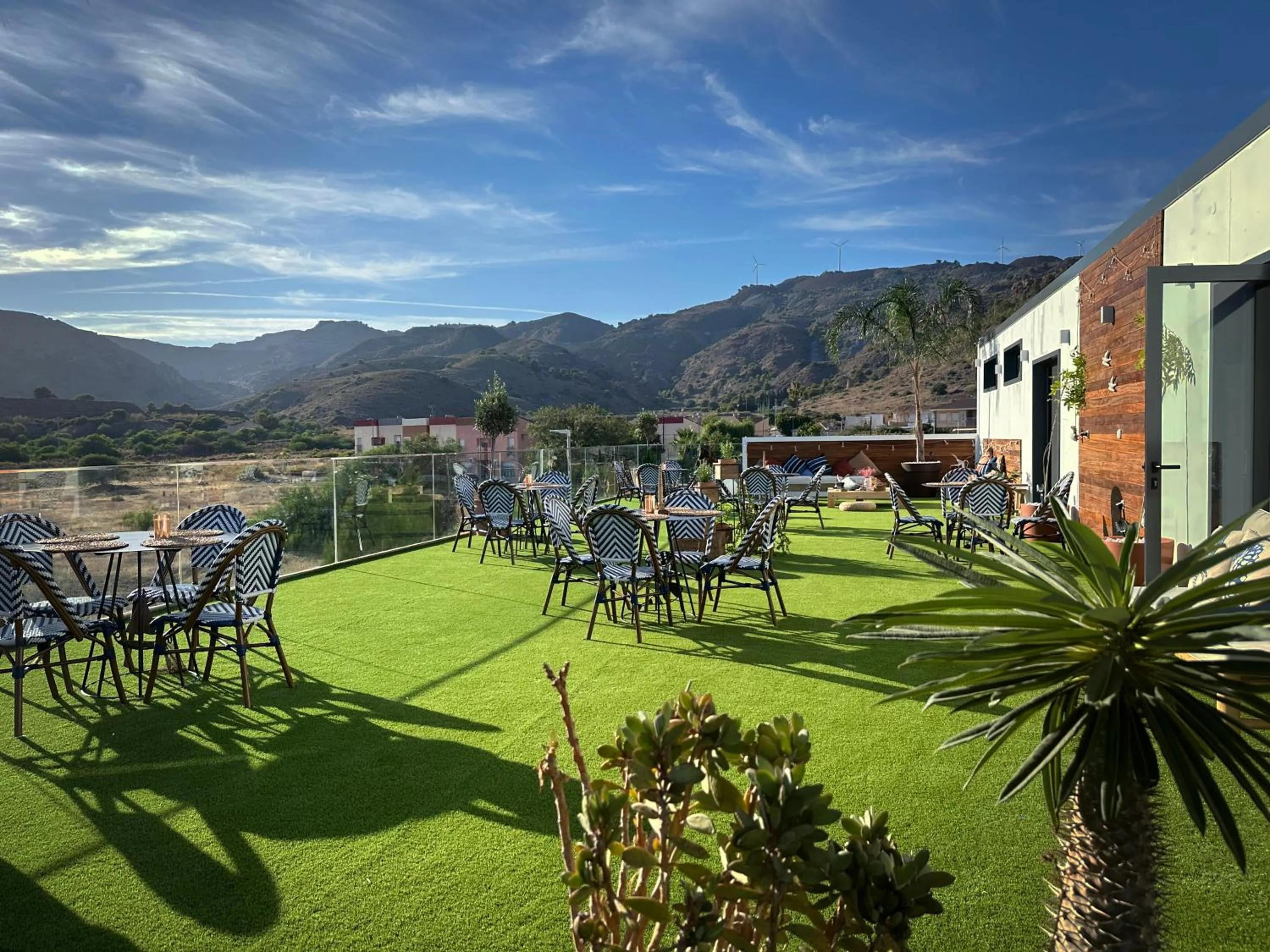 Restaurant/places to eat in Hotel Portmán