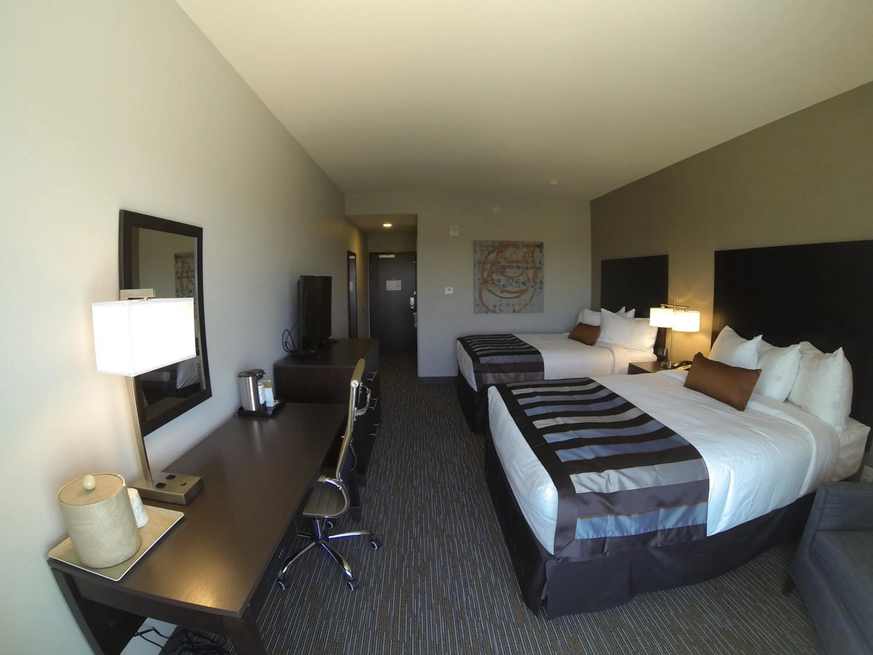 Bedroom, Bed in Wingate by Wyndham Loveland Johnstown