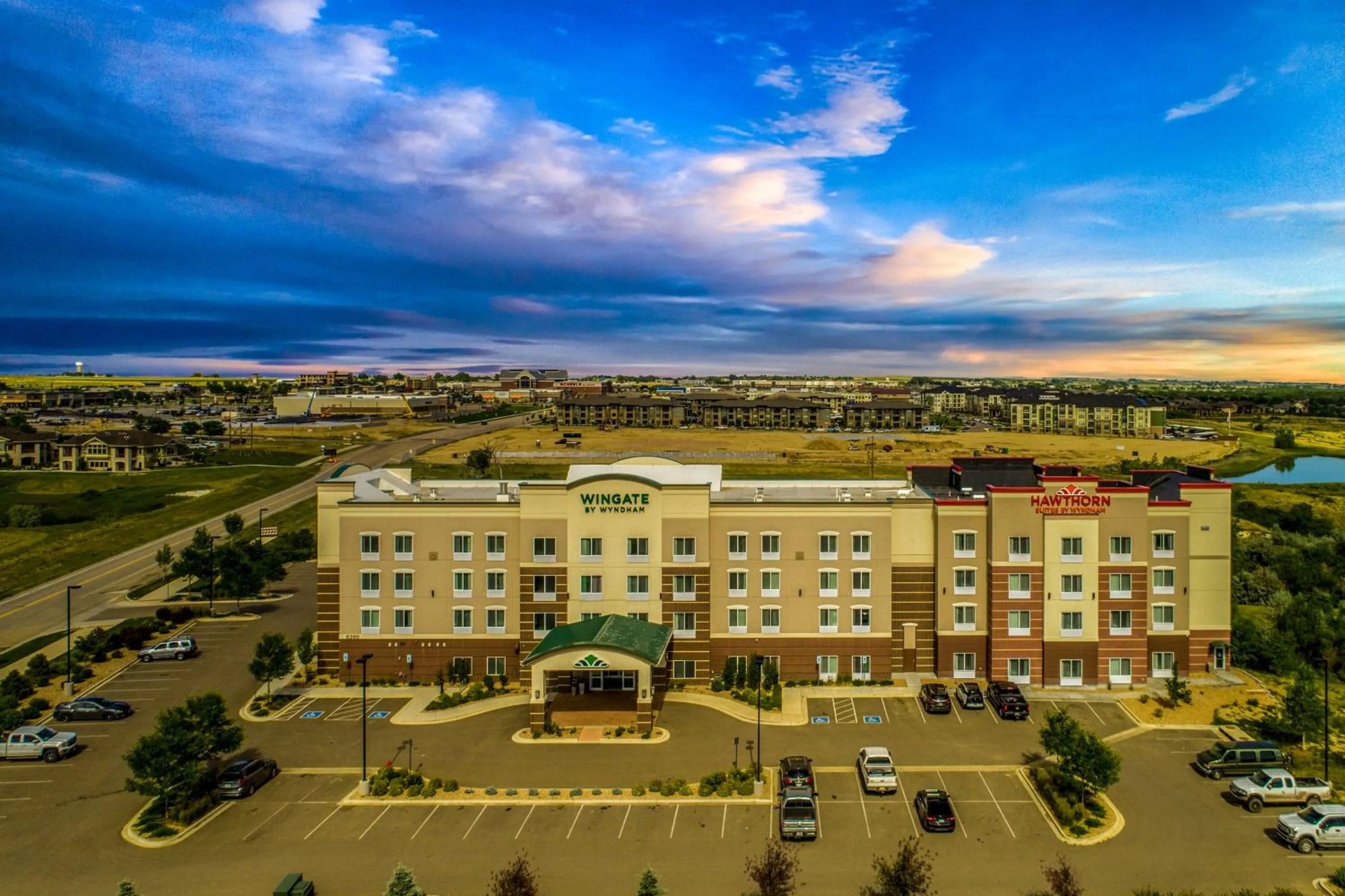 Property building in Wingate by Wyndham Loveland Johnstown