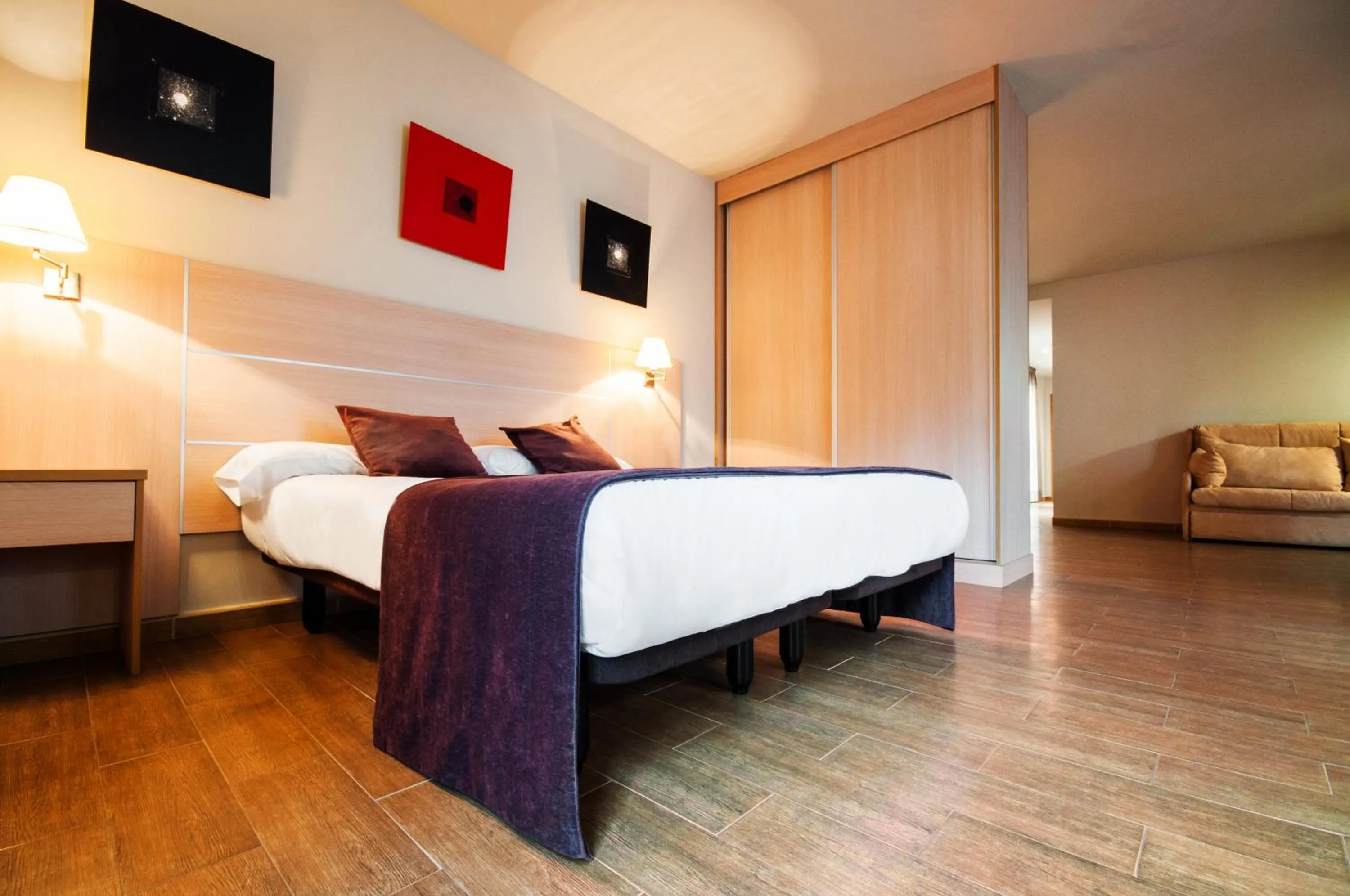 Bed in Hotel Balneario Areatza Nº 01224