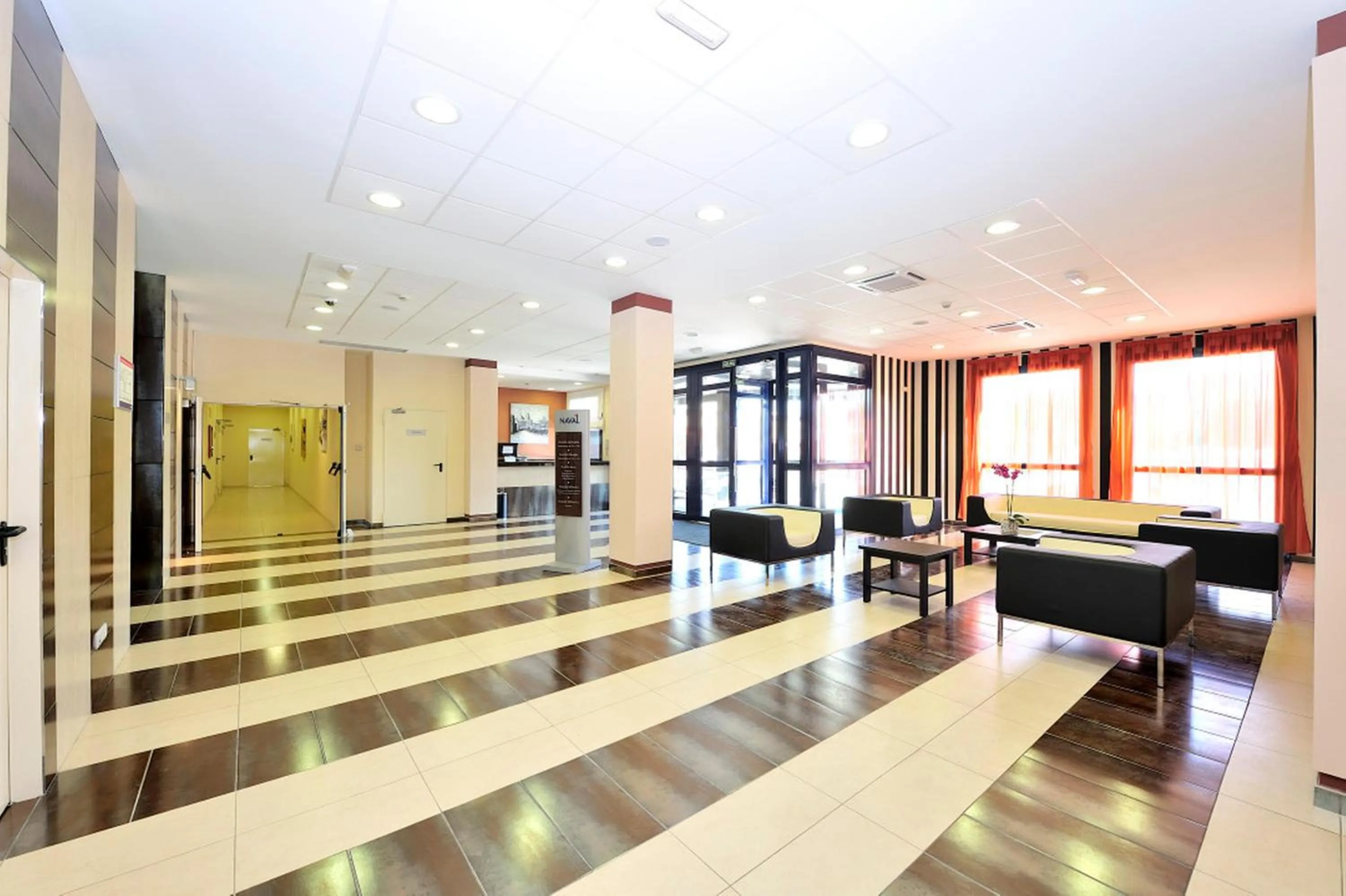 Lobby or reception in Hotel Naval Sestao
