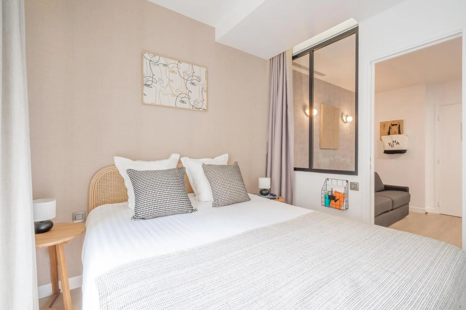 Bedroom, Bed in Yuna Les Halles - Serviced Apartments