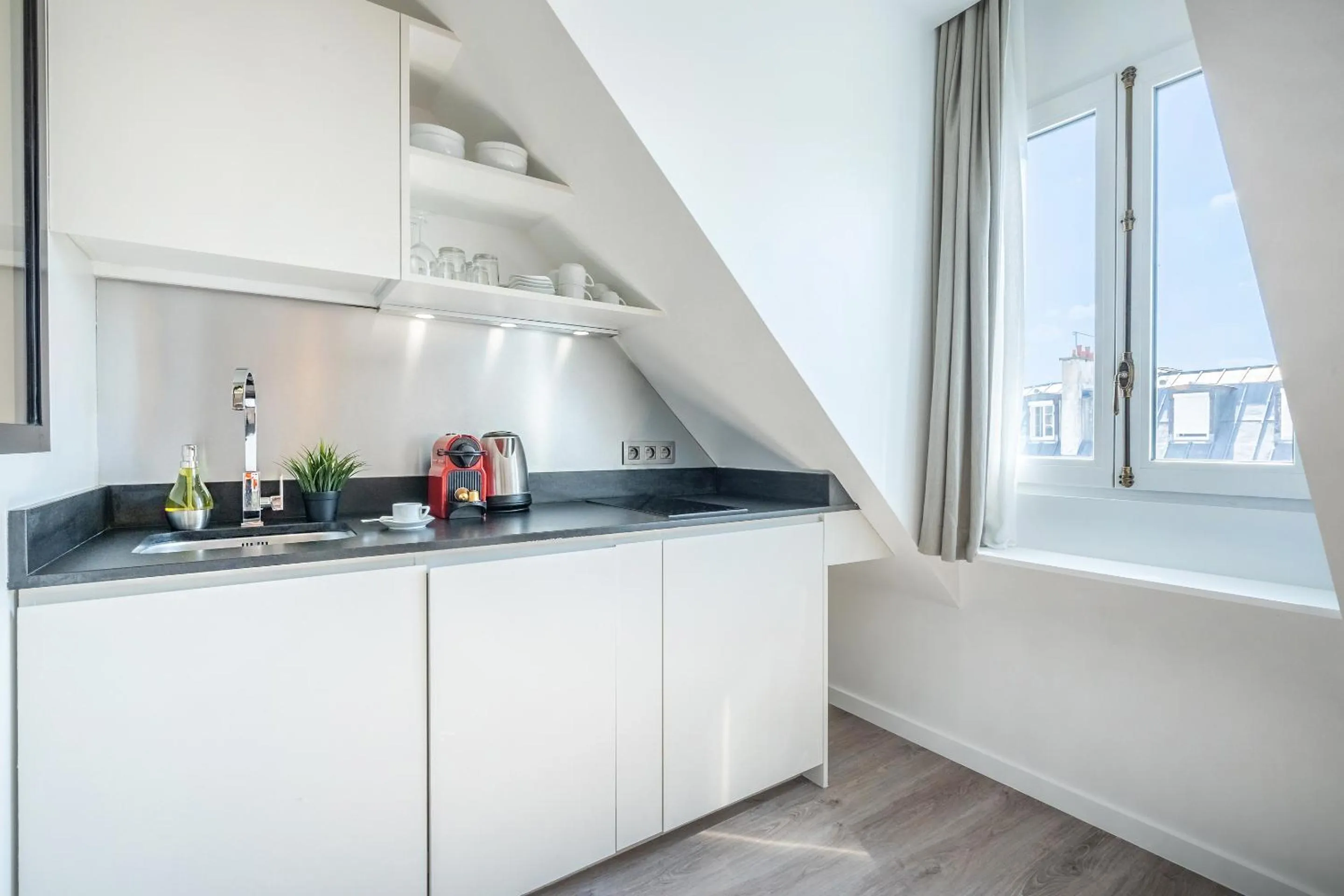 Kitchen or kitchenette in Yuna Les Halles - Serviced Apartments