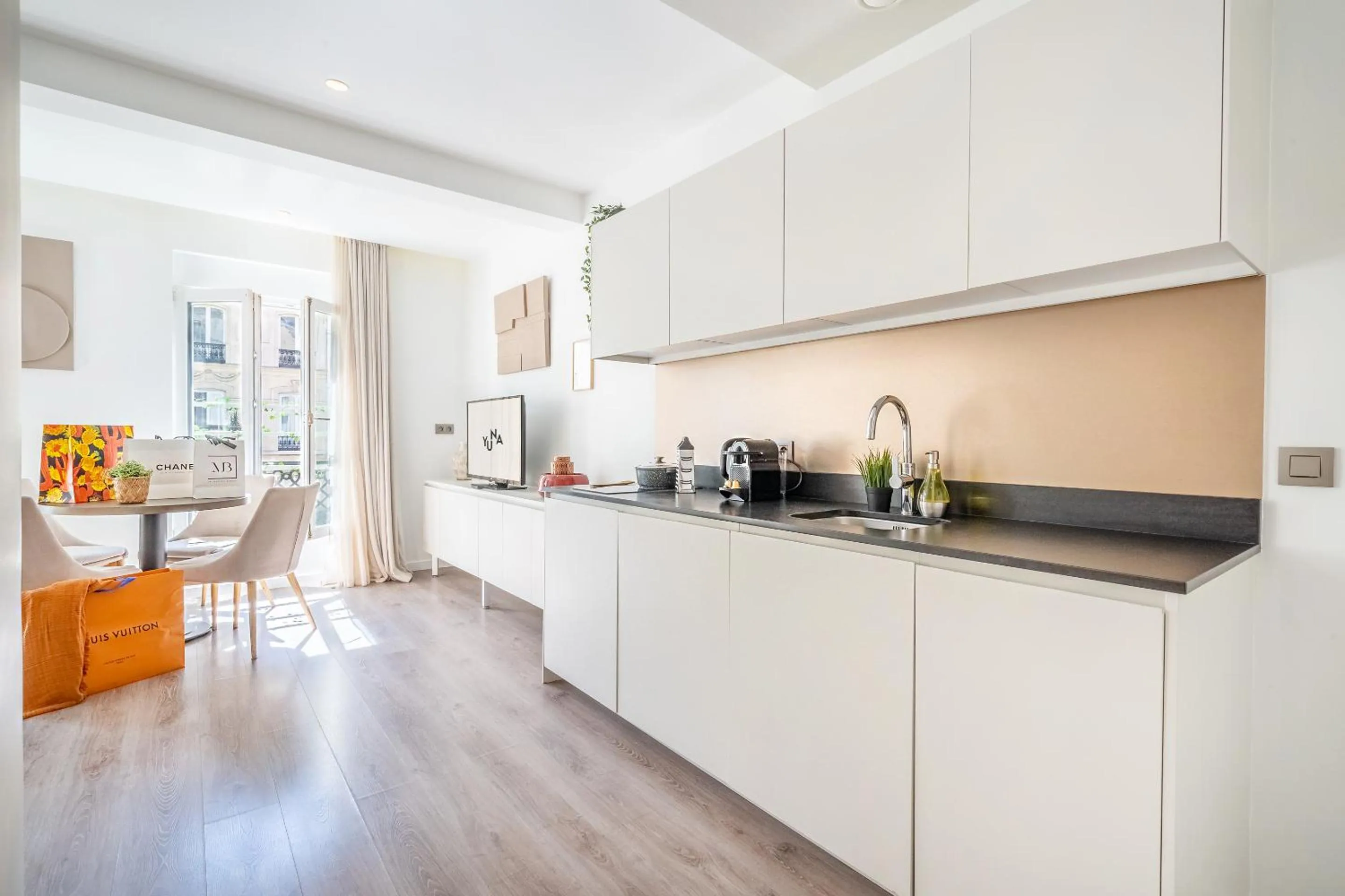 kitchen in Yuna Les Halles - Serviced Apartments
