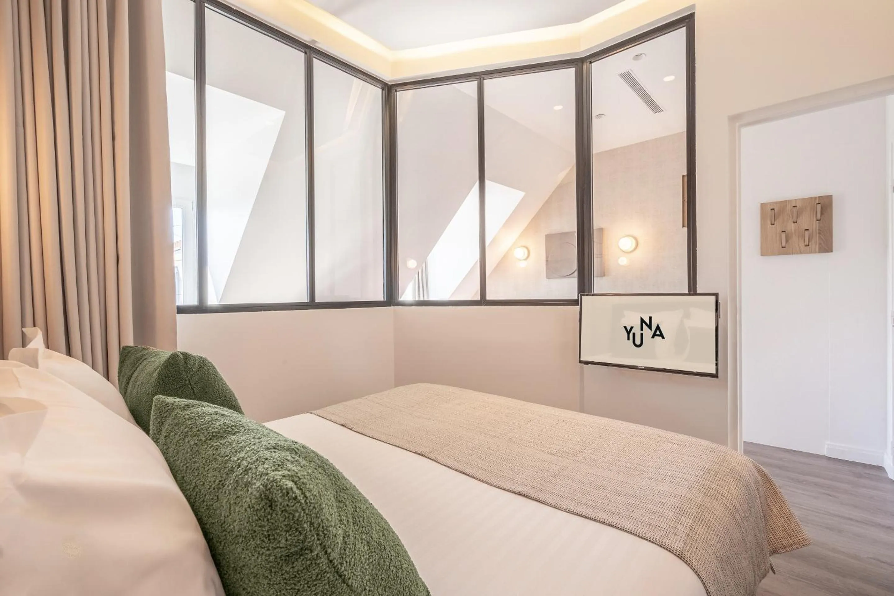 Bed in Yuna Les Halles - Serviced Apartments