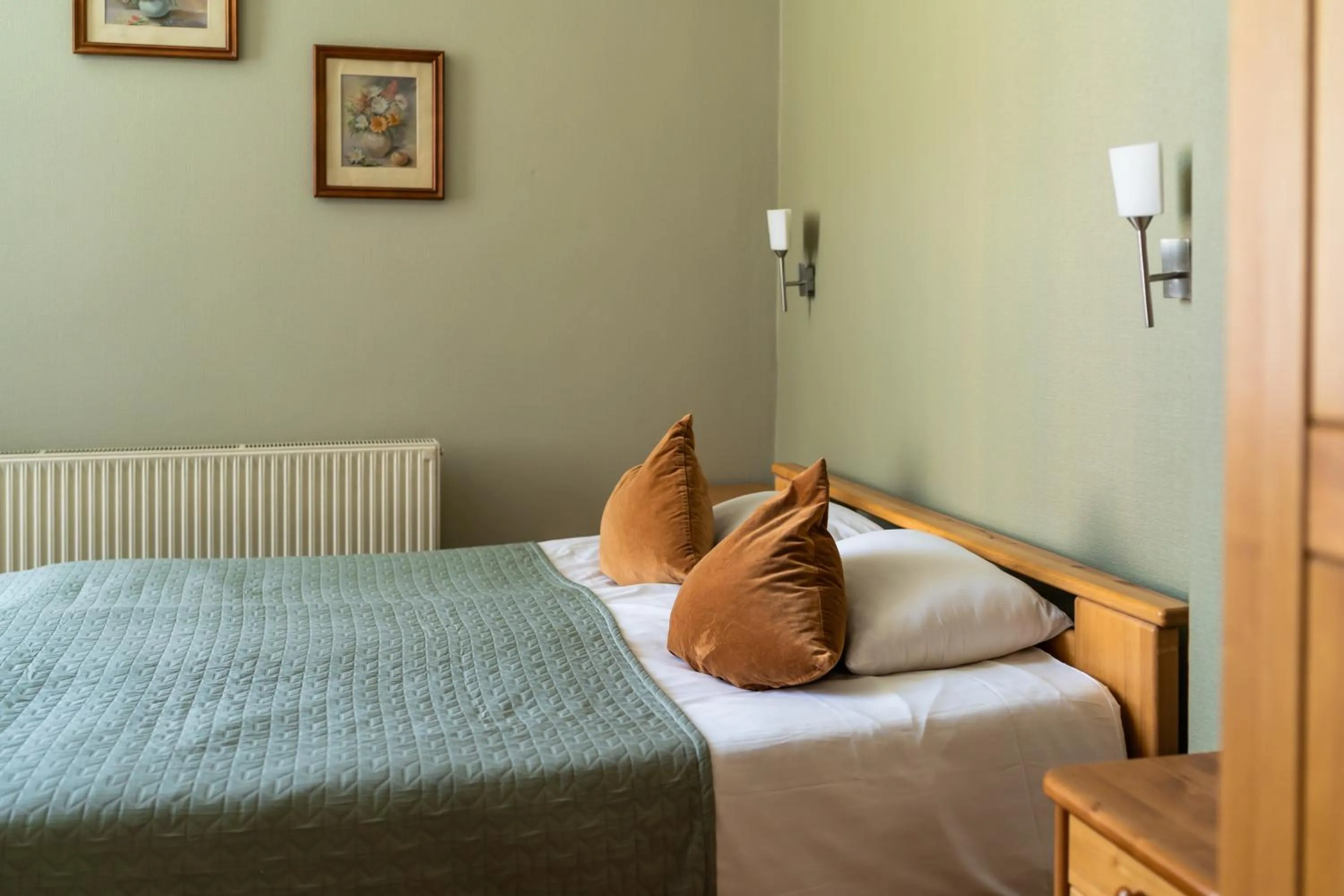 Bed in Apartamenti Kurshi