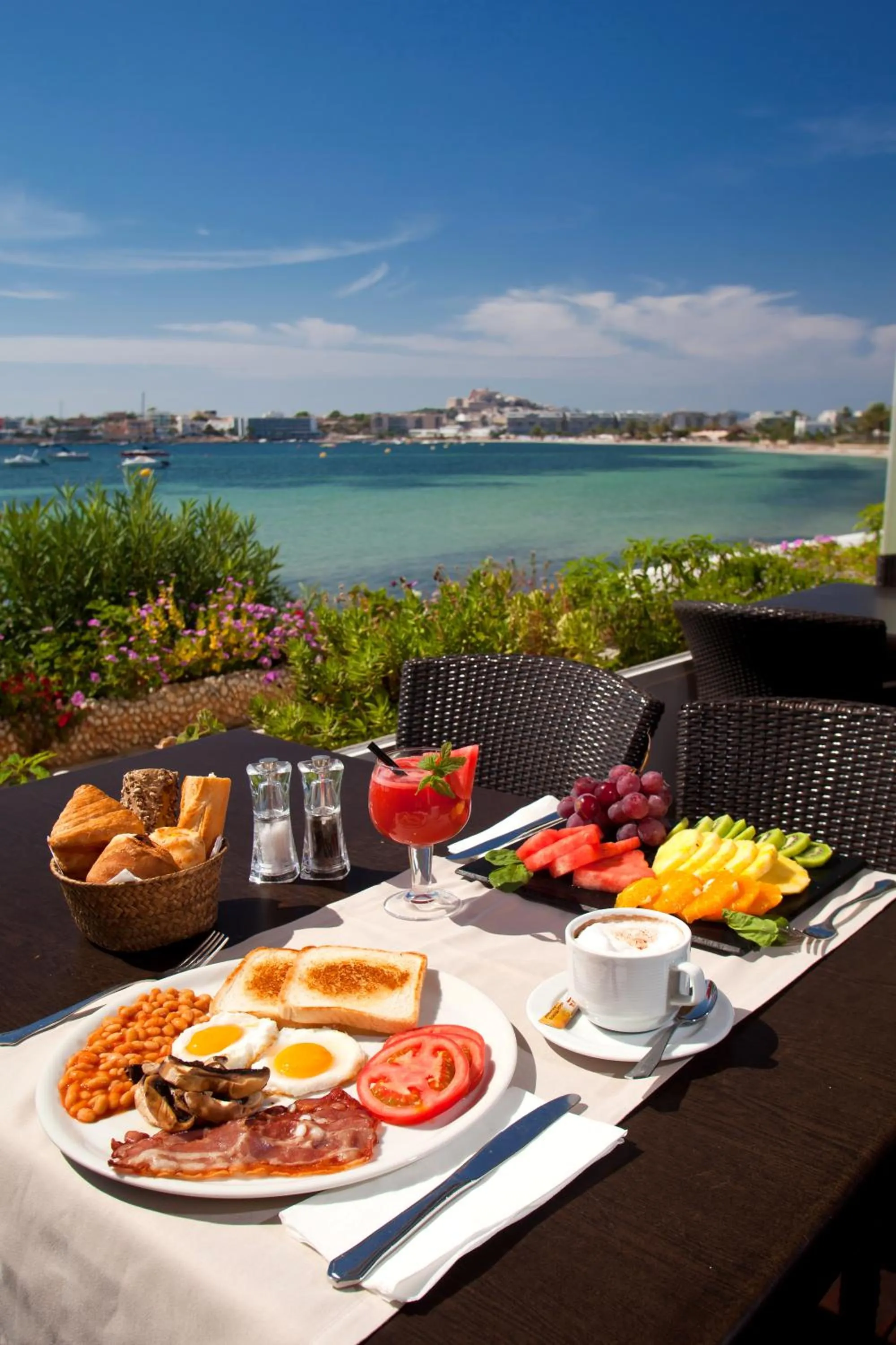 Food in Hotel Ses Figueres