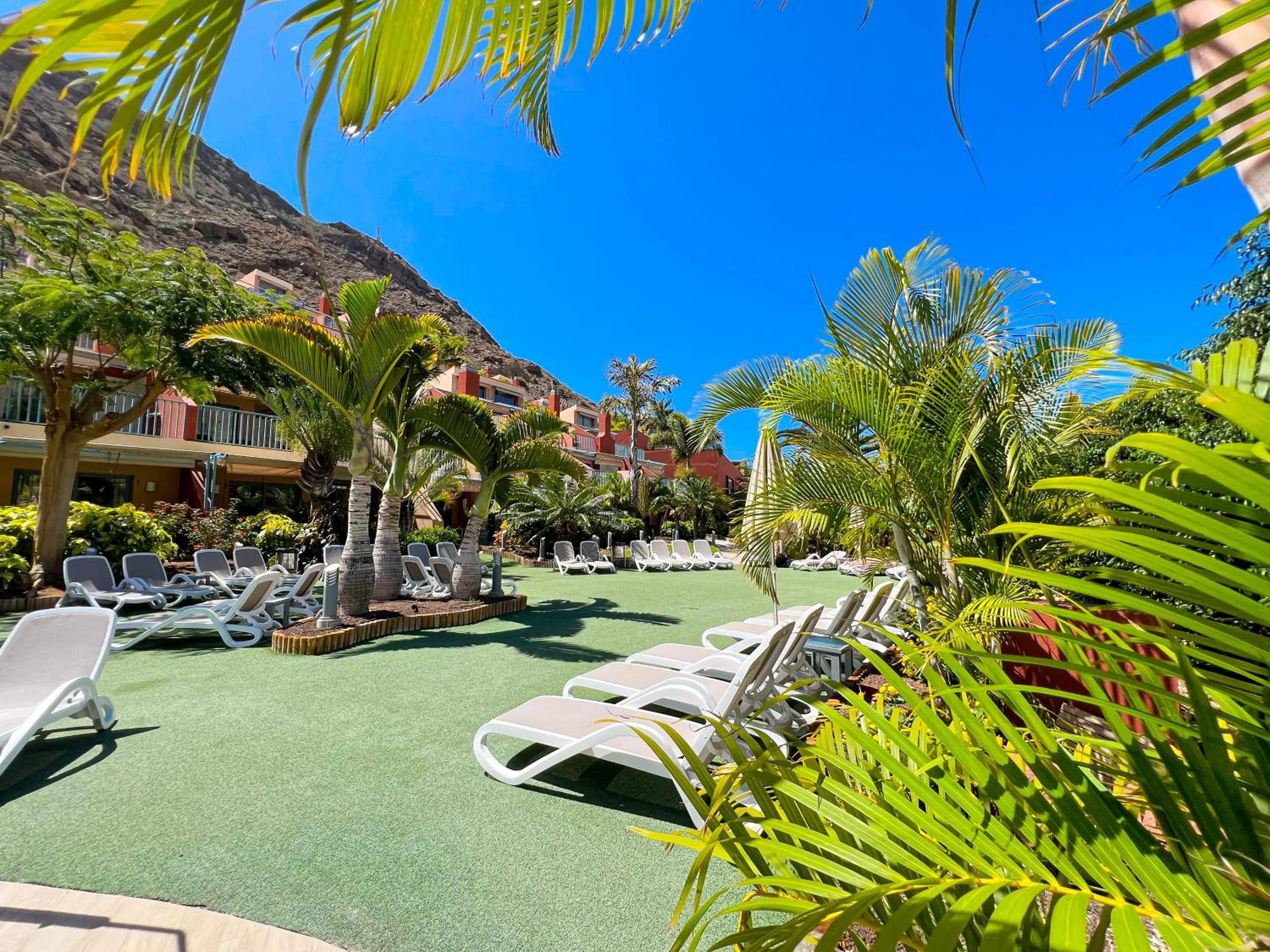 Swimming pool in Apartamentos Cordial Mogán Valle