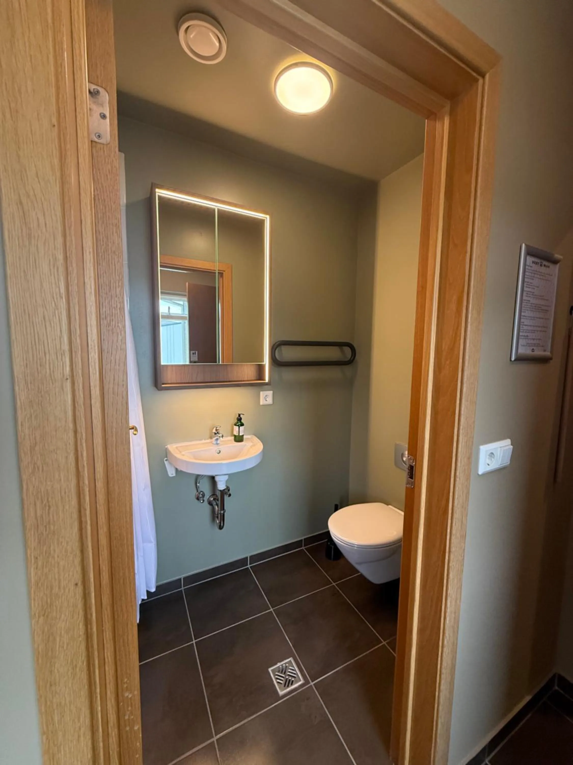 Bathroom in Hotel Vest Mar