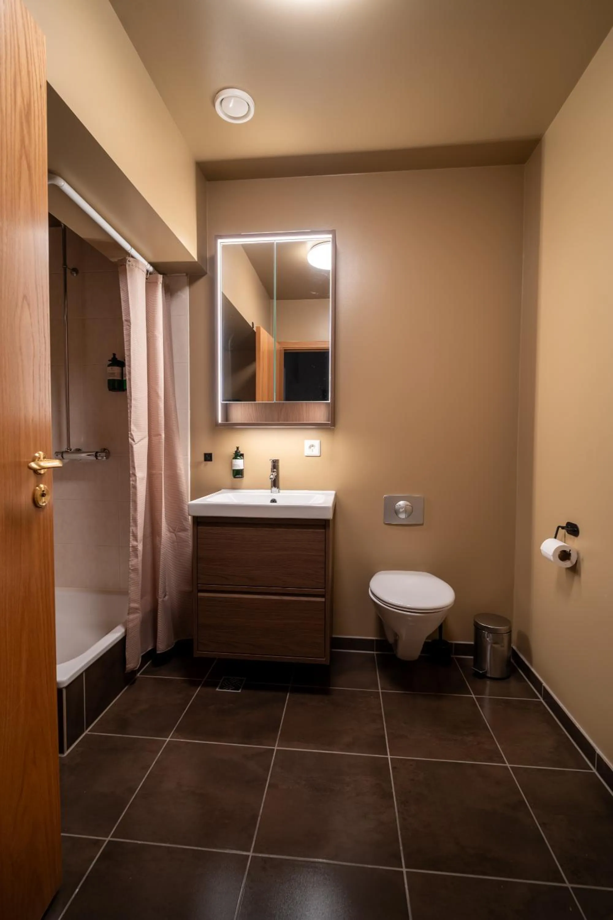 Shower in Hotel Vest Mar