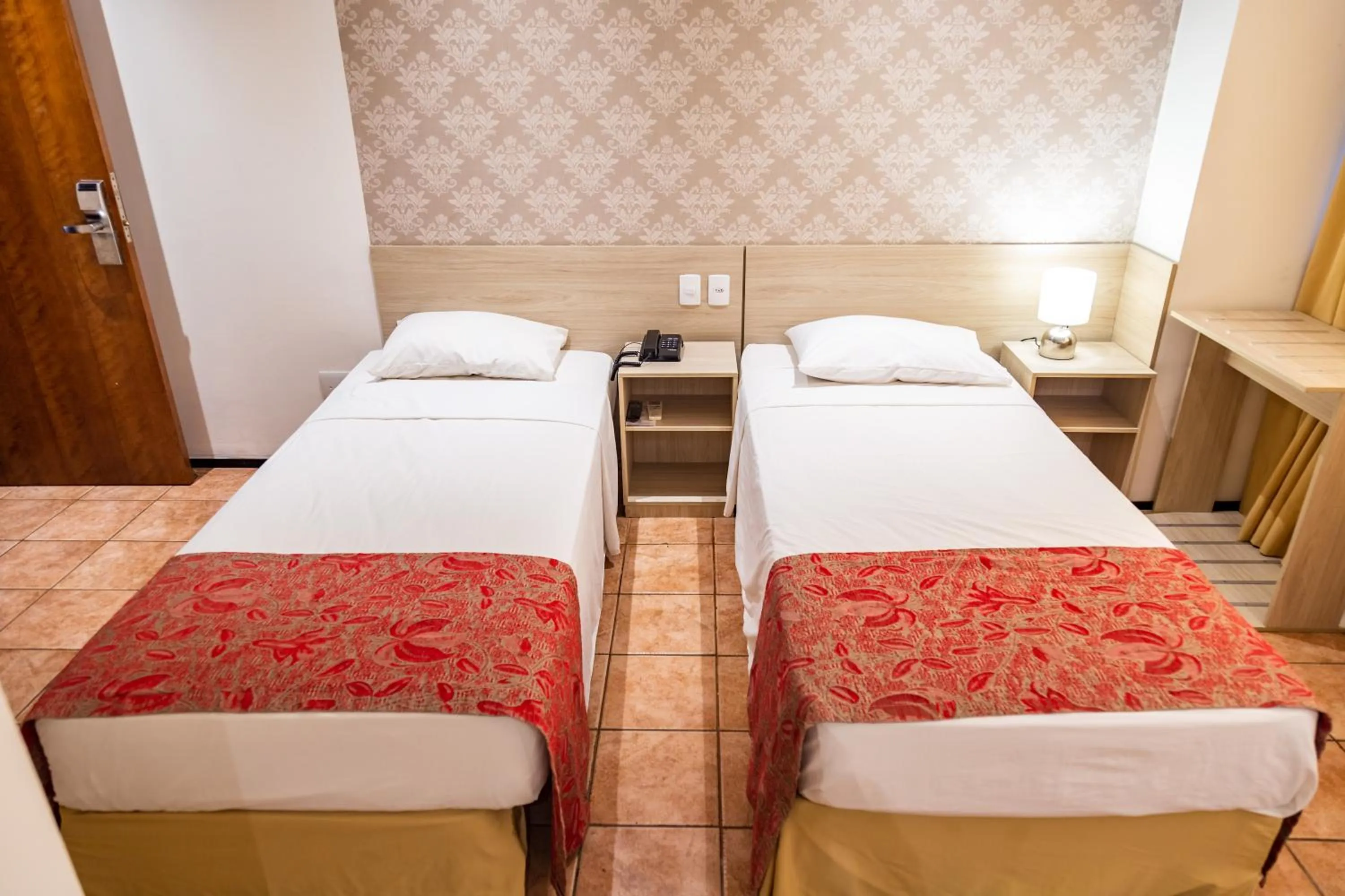 Bed in Plaza Praia Suítes