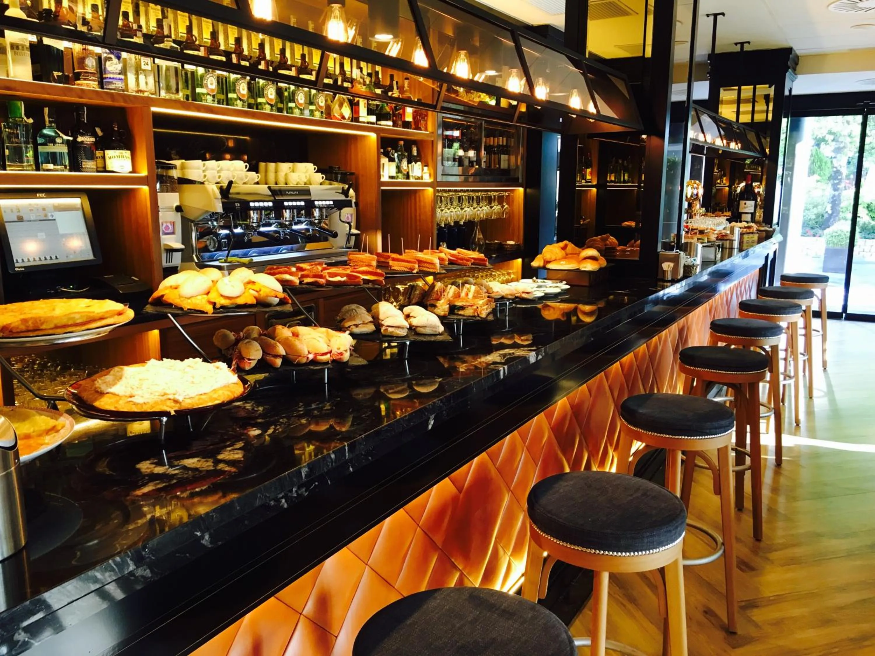 Breakfast in Hotel Aretxarte