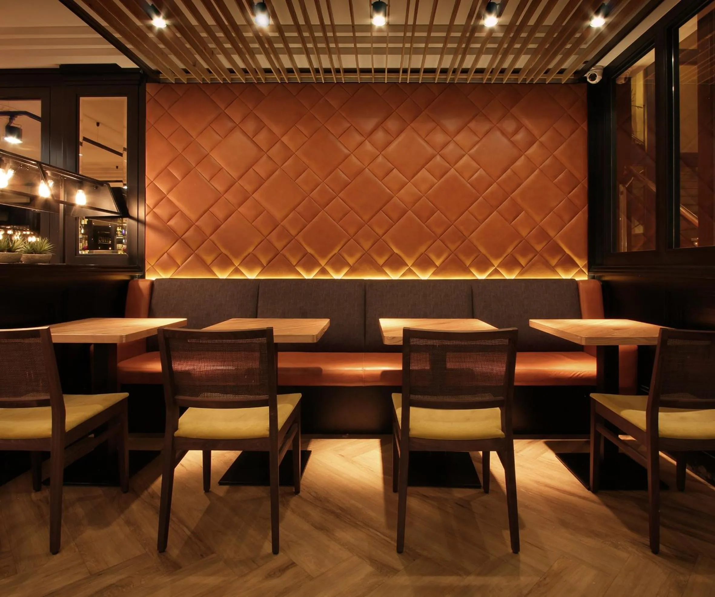 Lounge or bar in Hotel Aretxarte