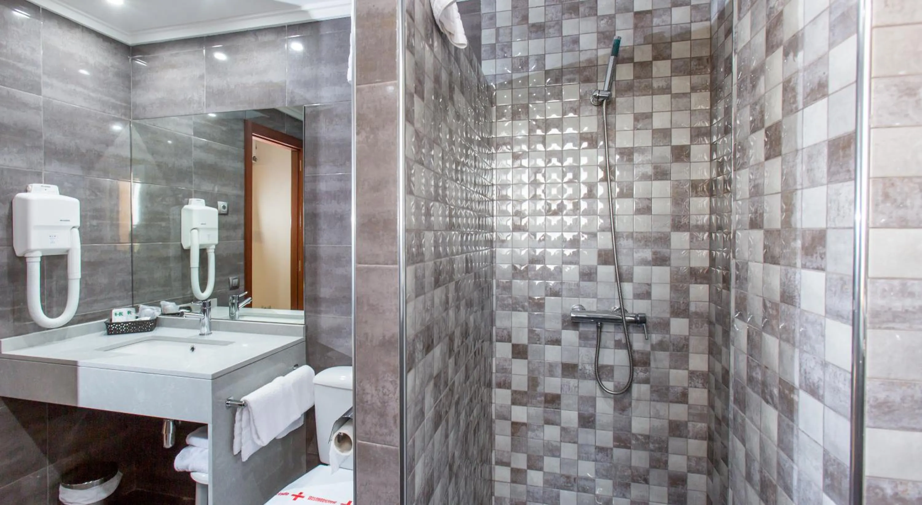 Bathroom in Hotel Olympia Ronda I