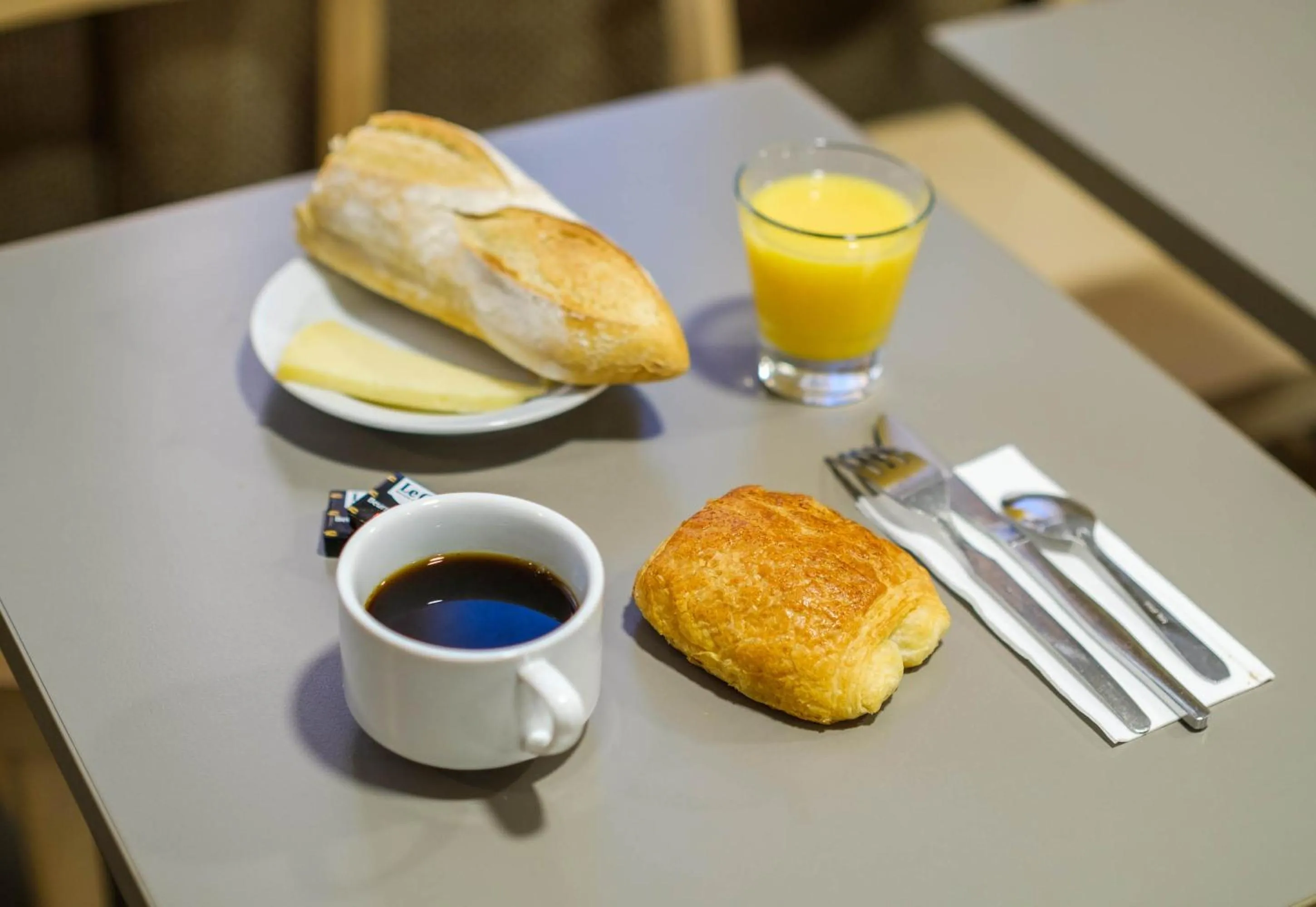 Breakfast in B&B HOTEL Villeneuve Loubet Plage