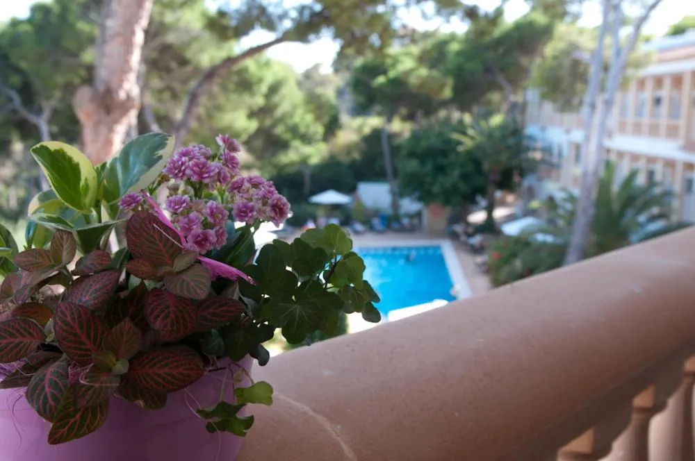 Day in Hotel Cala Gat