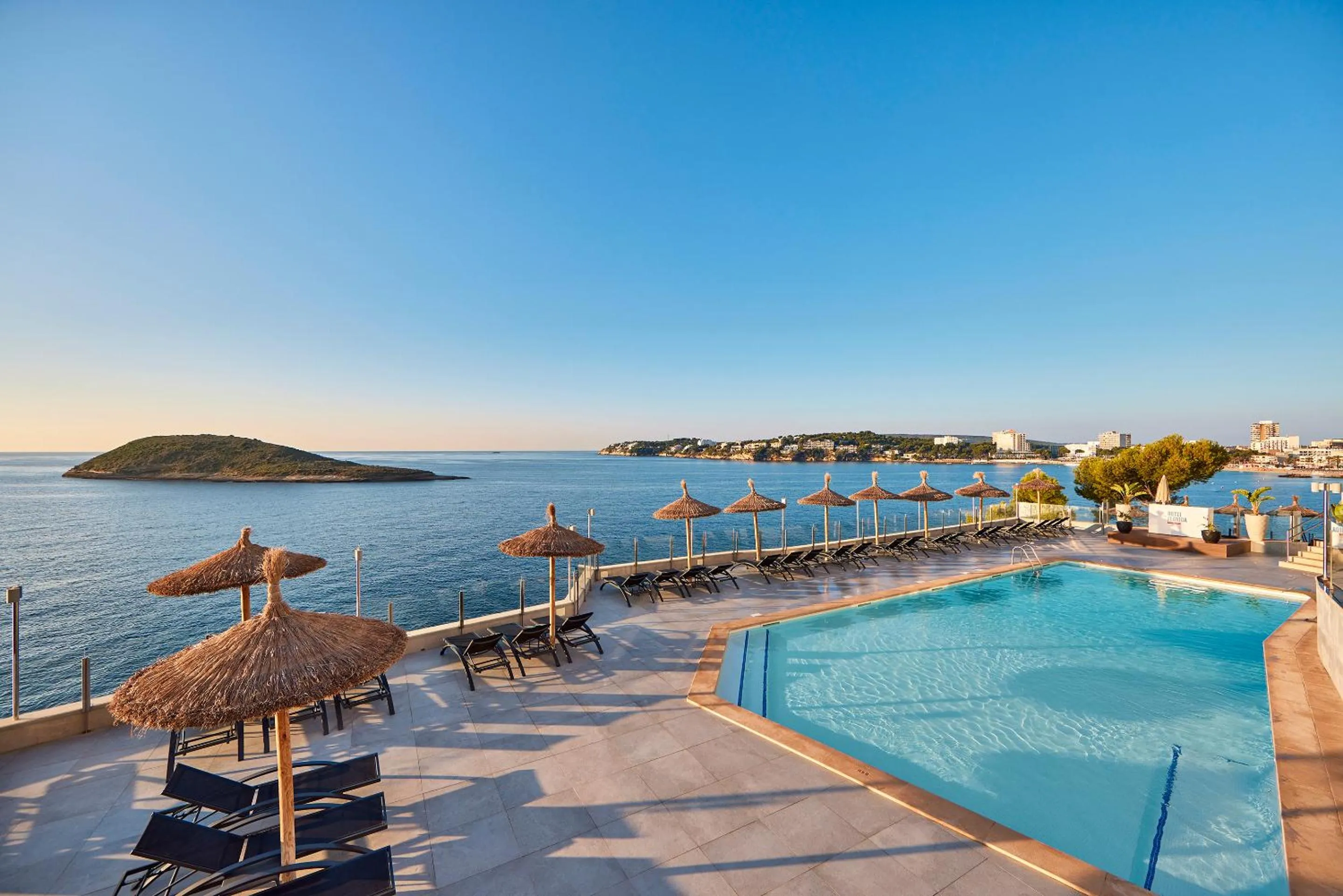 Swimming pool in Hotel Florida Magaluf - Adults Only