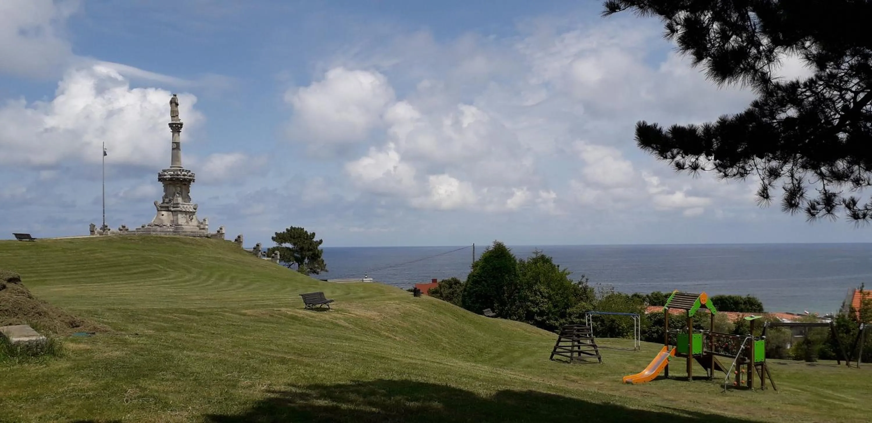Nearby landmark in Apartamentos Mar Comillas