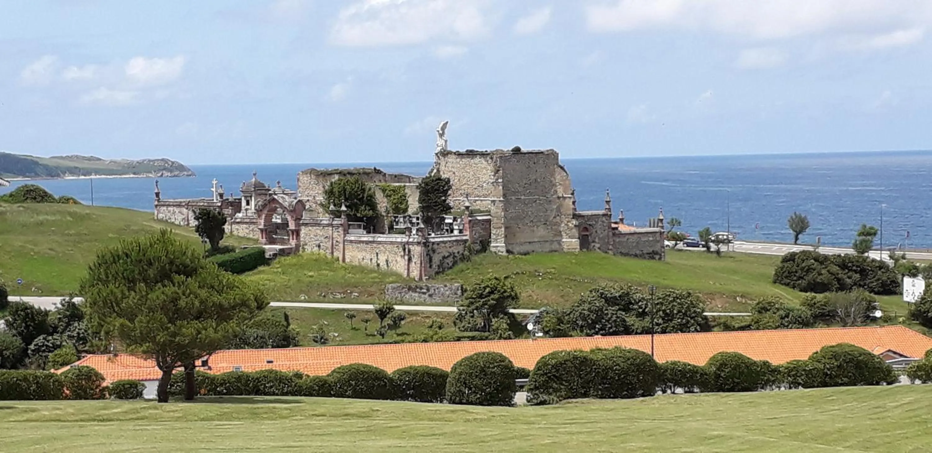 Nearby landmark in Apartamentos Mar Comillas