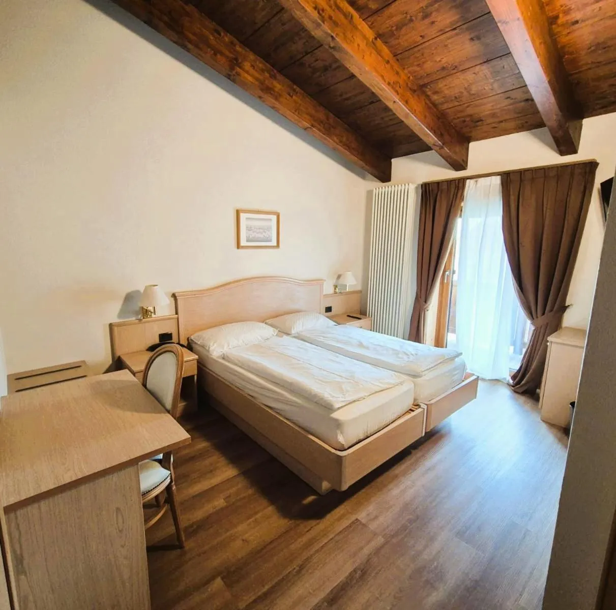 Bed in Hotel Angelica