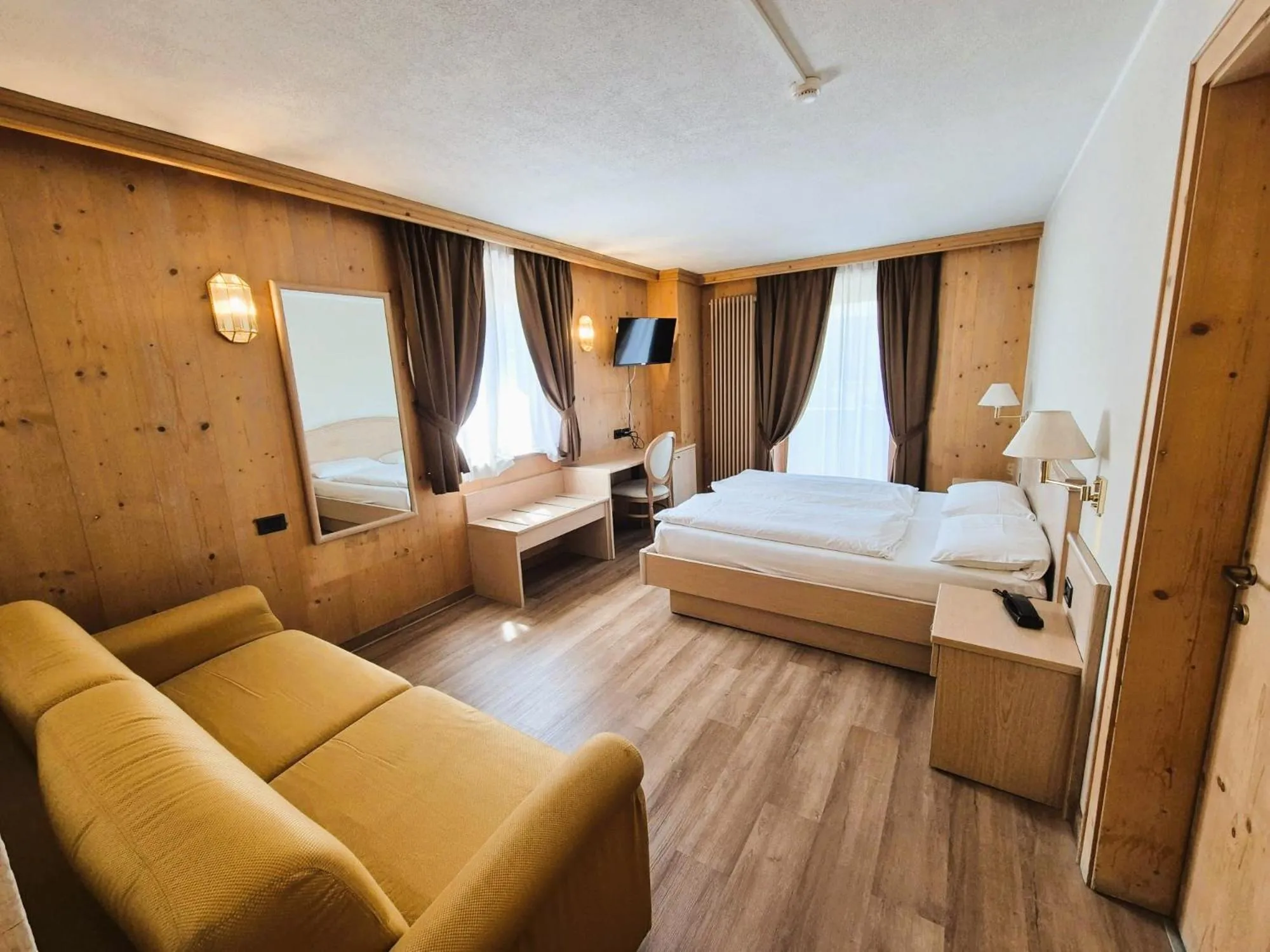 Bed in Hotel Angelica