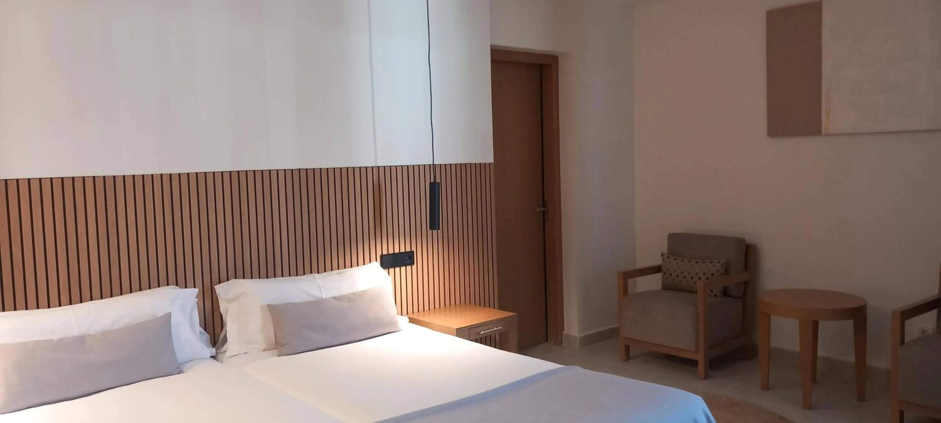 Bedroom, Bed in Hotel Bahia Pollensa