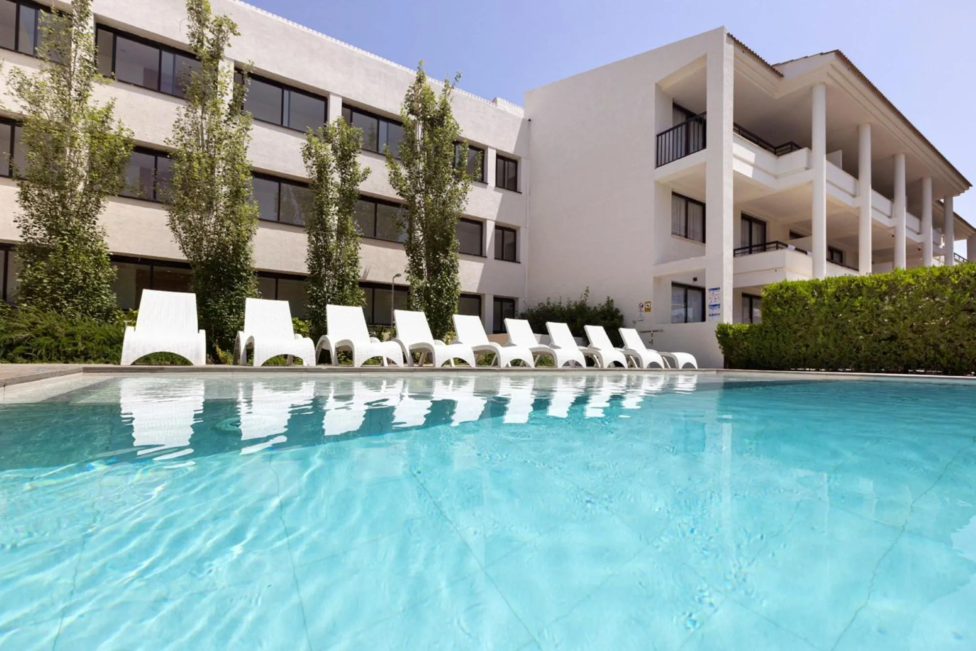 Swimming pool in Hotel Bahia Pollensa