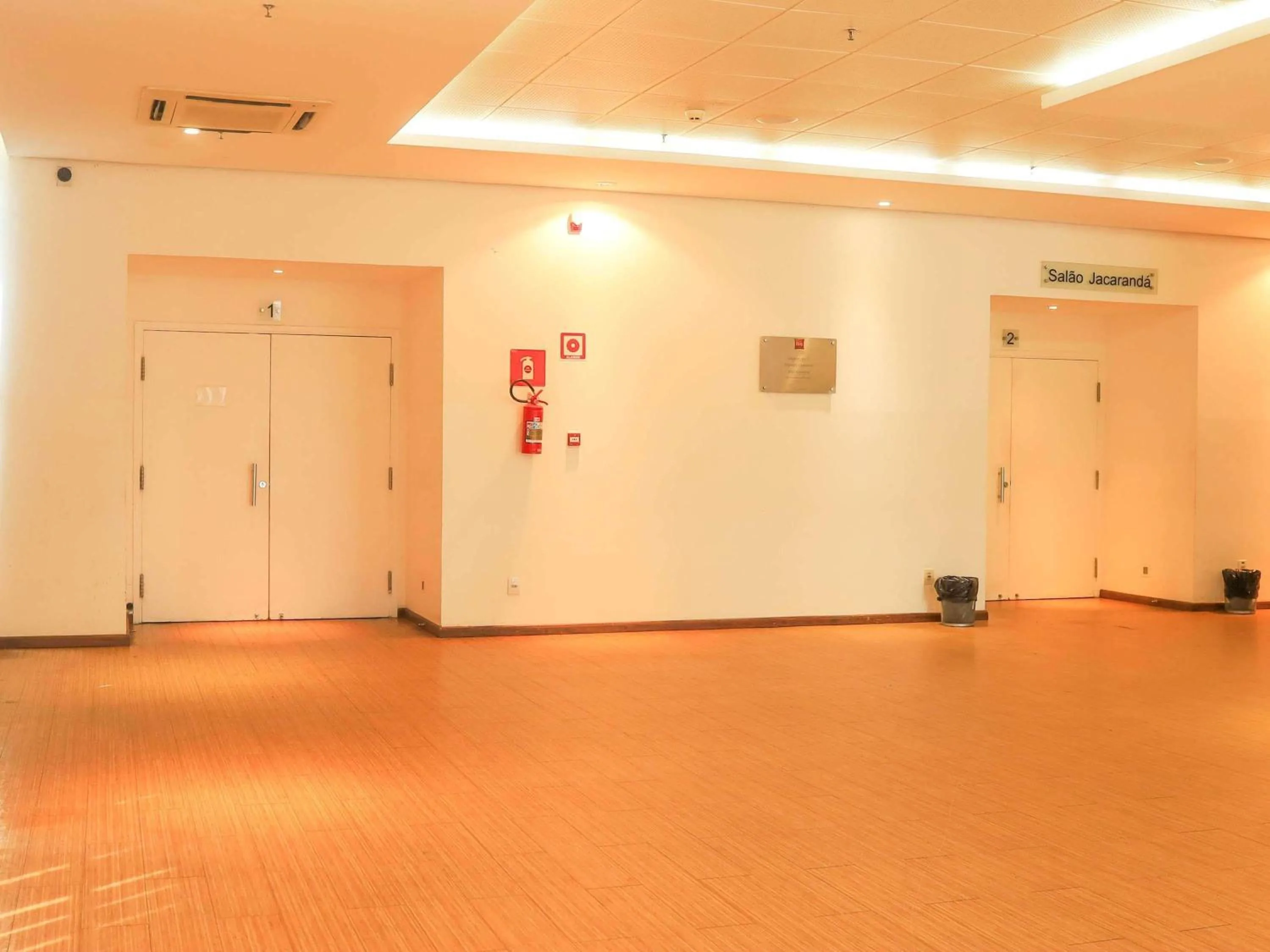 Meeting/conference room in ibis Feira de Santana