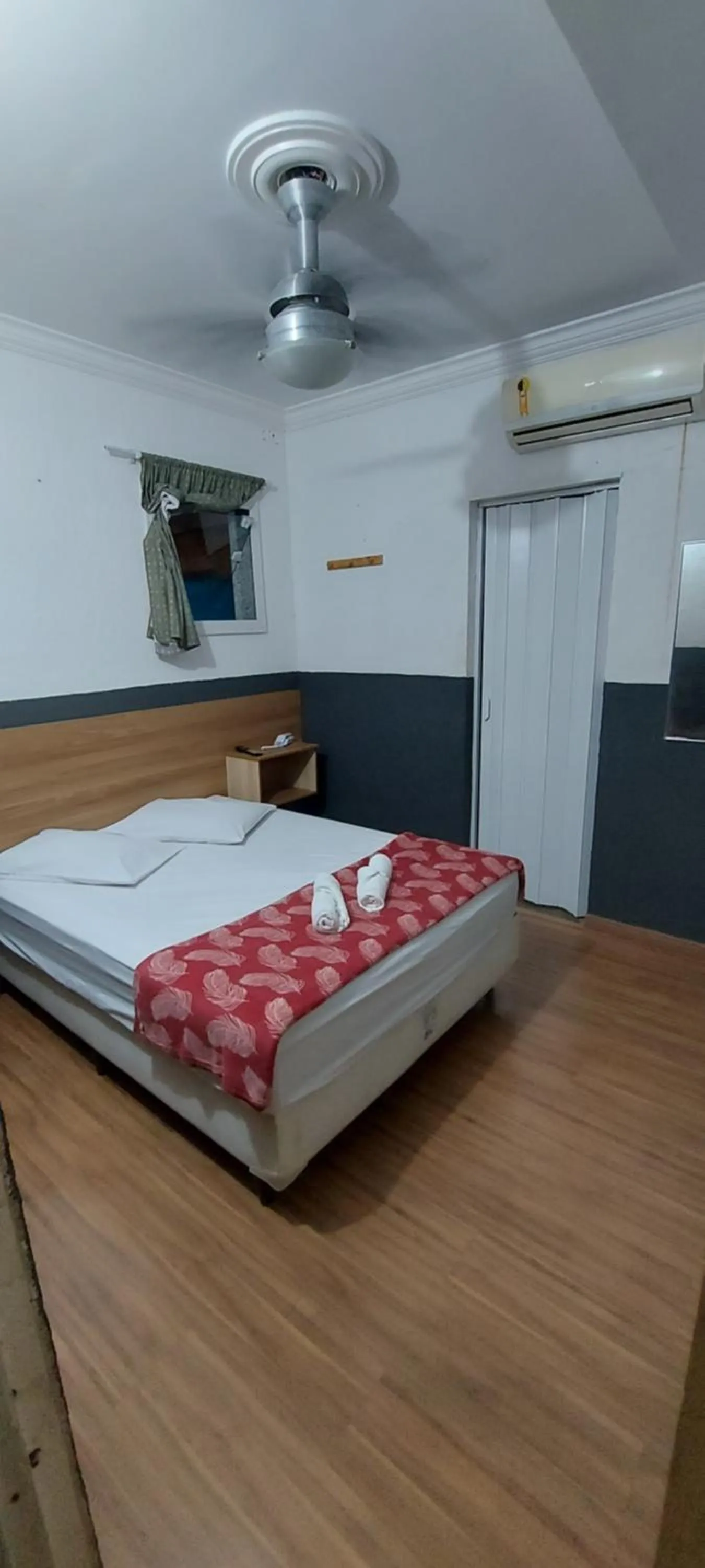 Photo of the whole room in Pousada Casa Familia