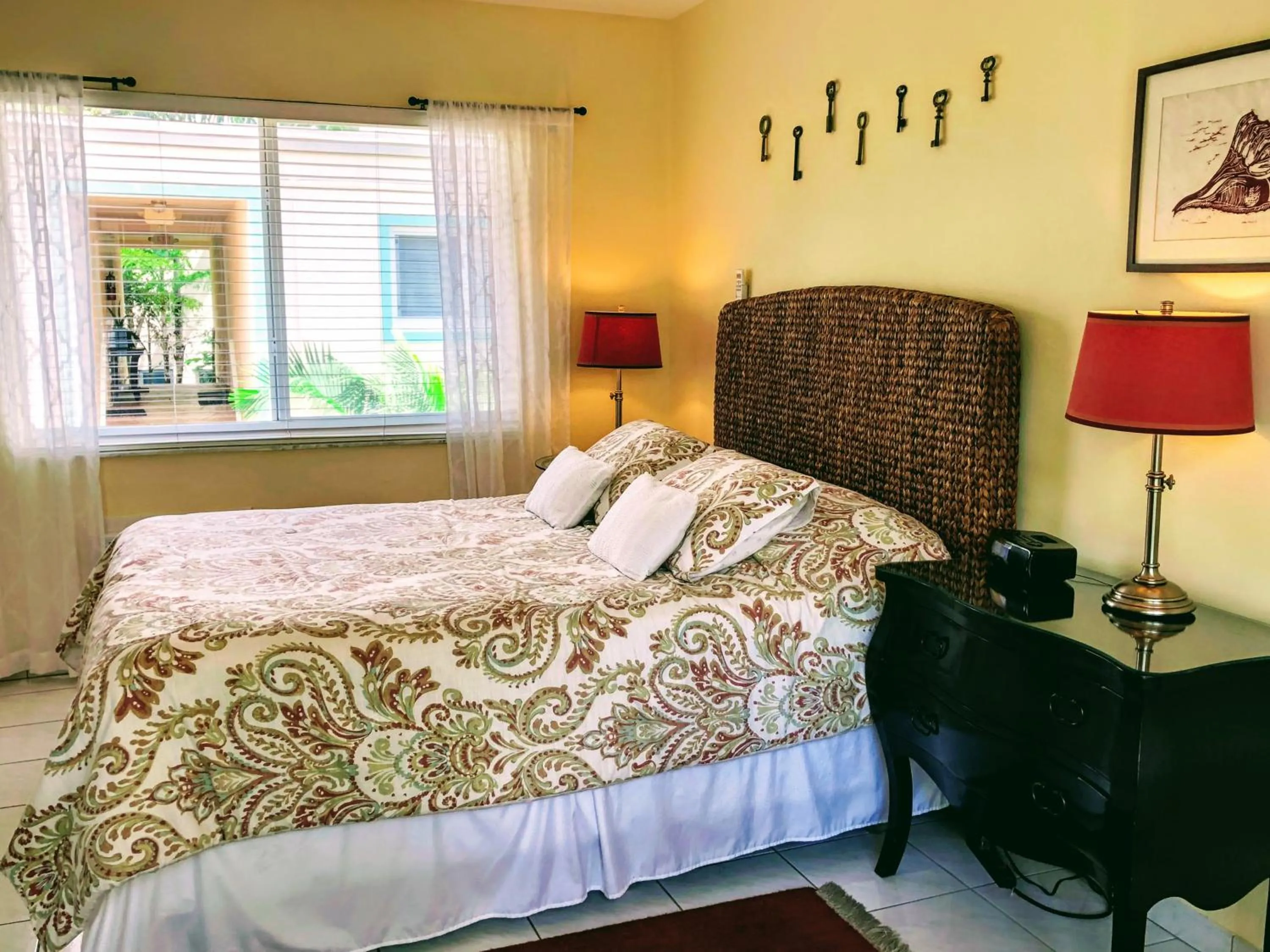 Seating area, Bed in Villa Venezia
