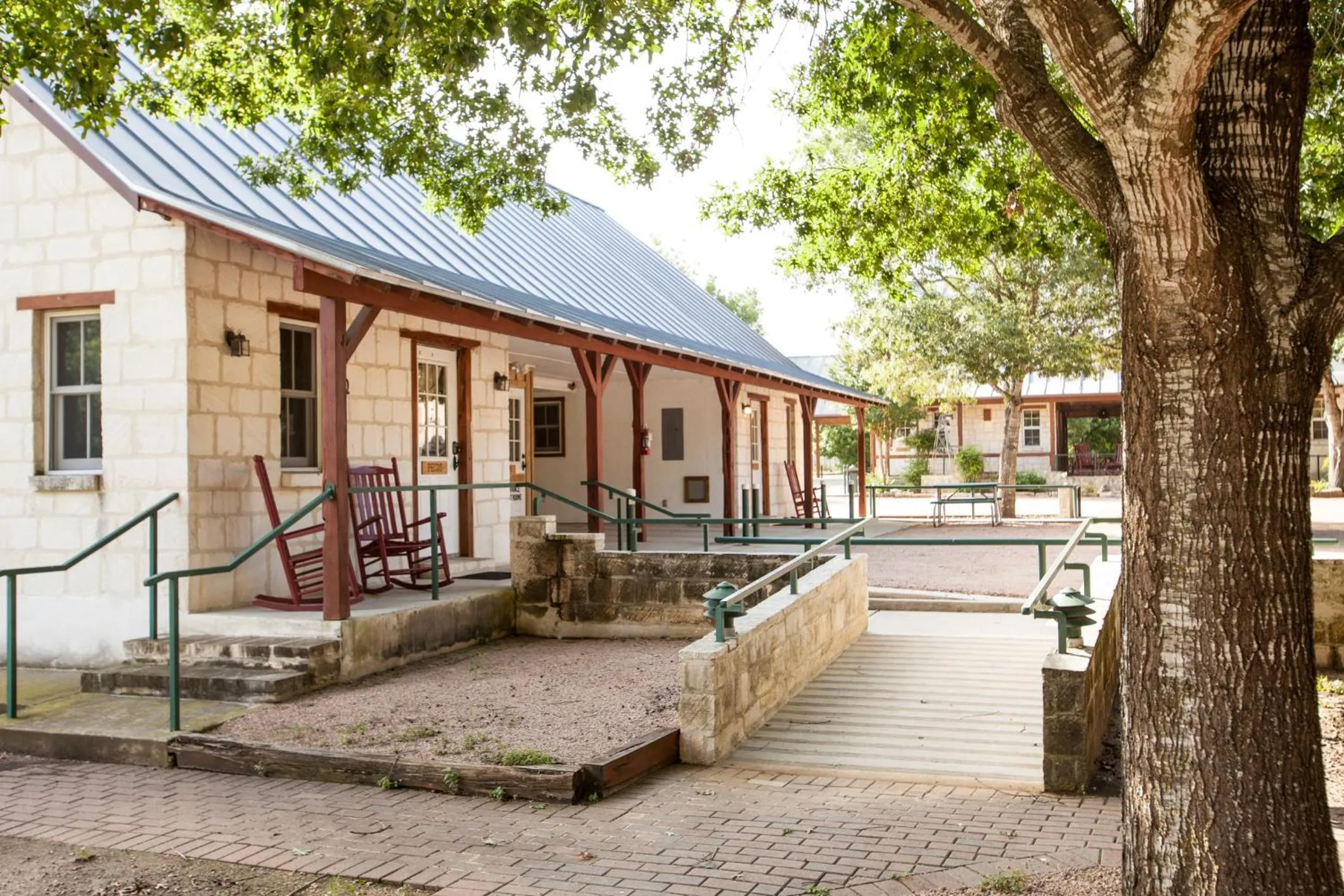 Property building in Gruene Cottages