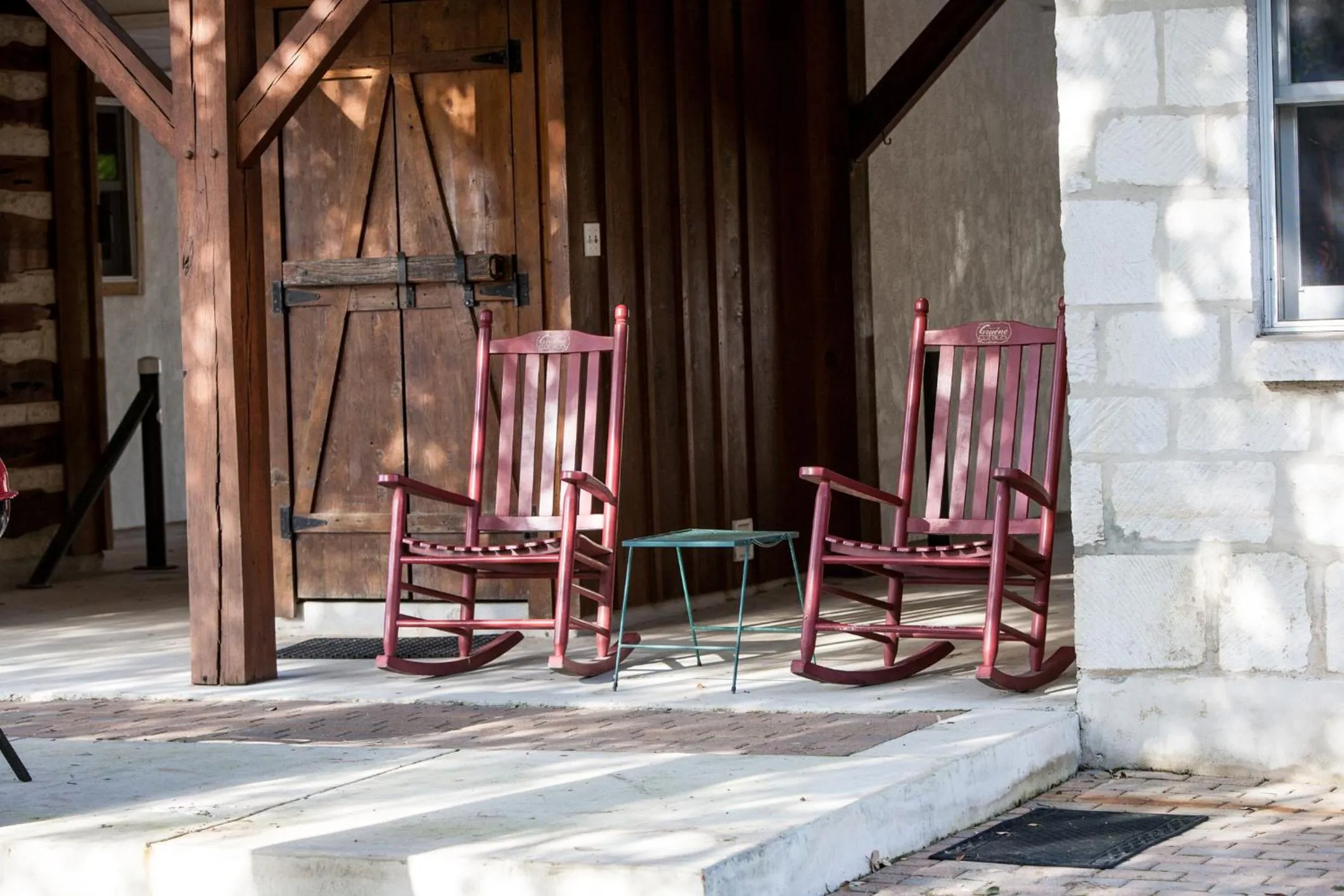 Property building in Gruene Cottages