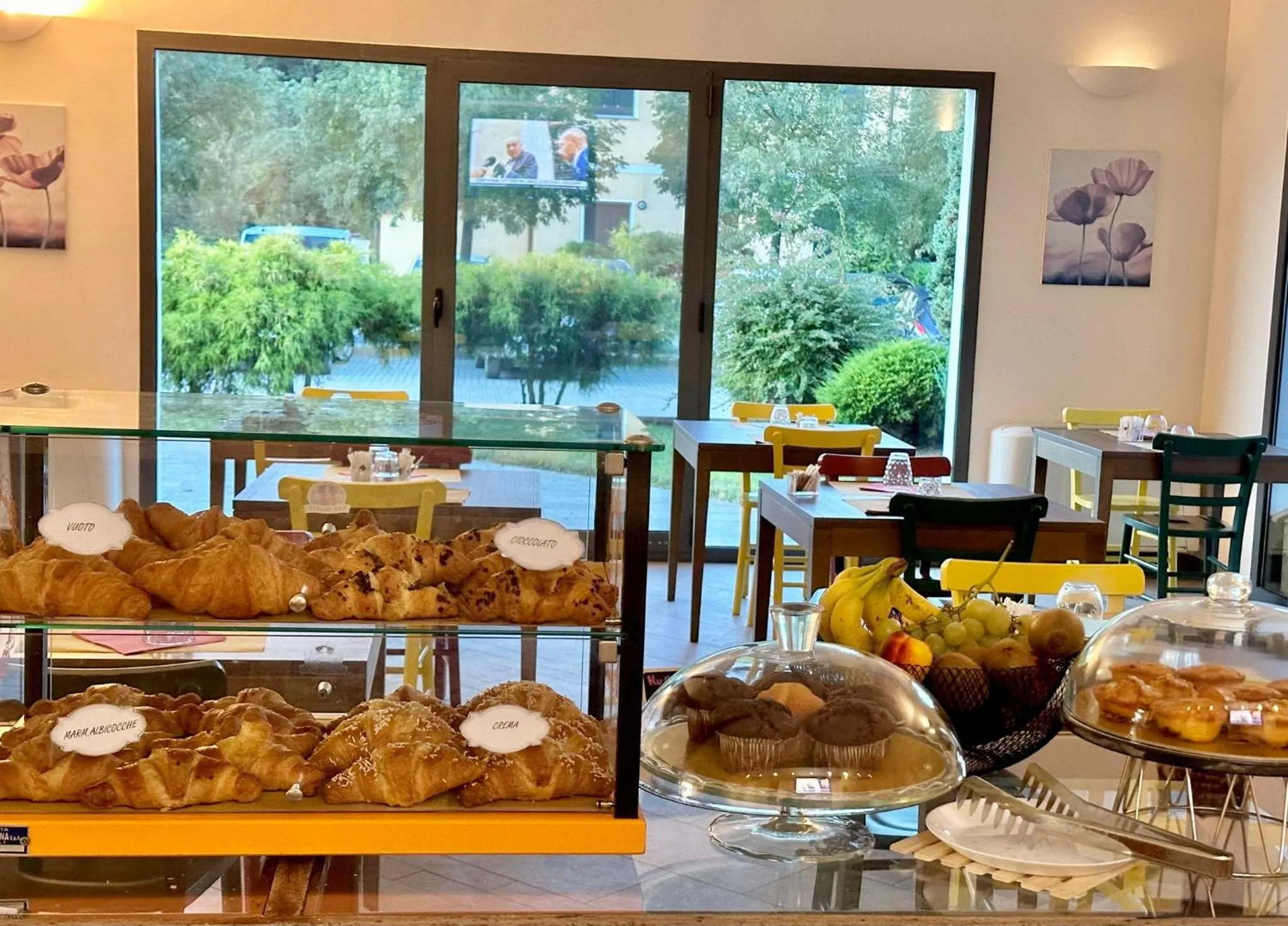 Breakfast in Hotel Del Parco