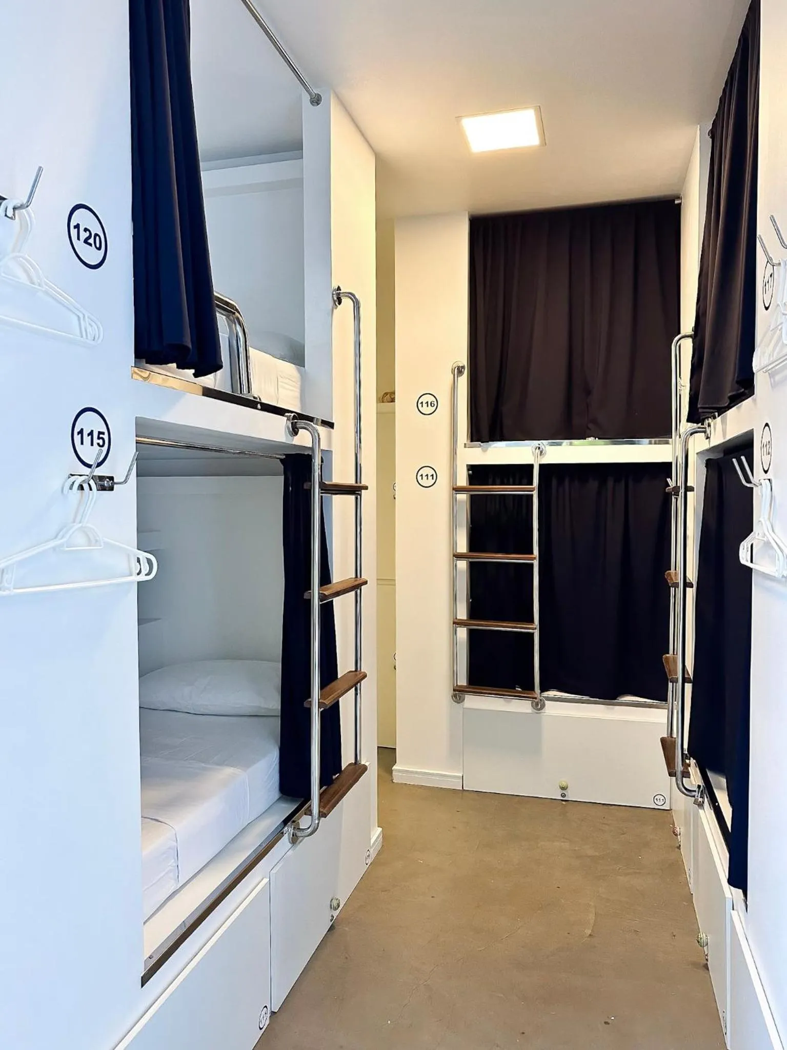 Photo of the whole room, Bed in Aquarela do Leme