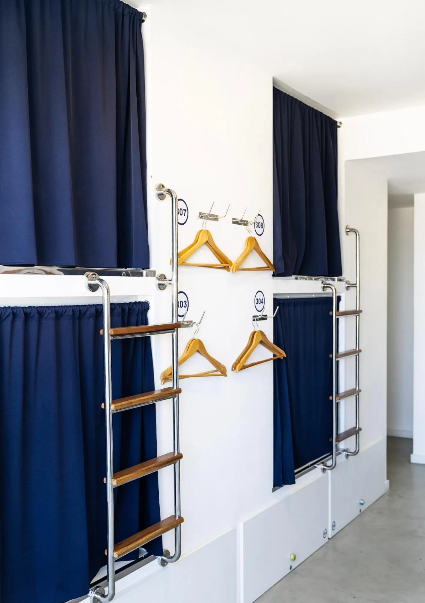 Photo of the whole room in Aquarela do Leme