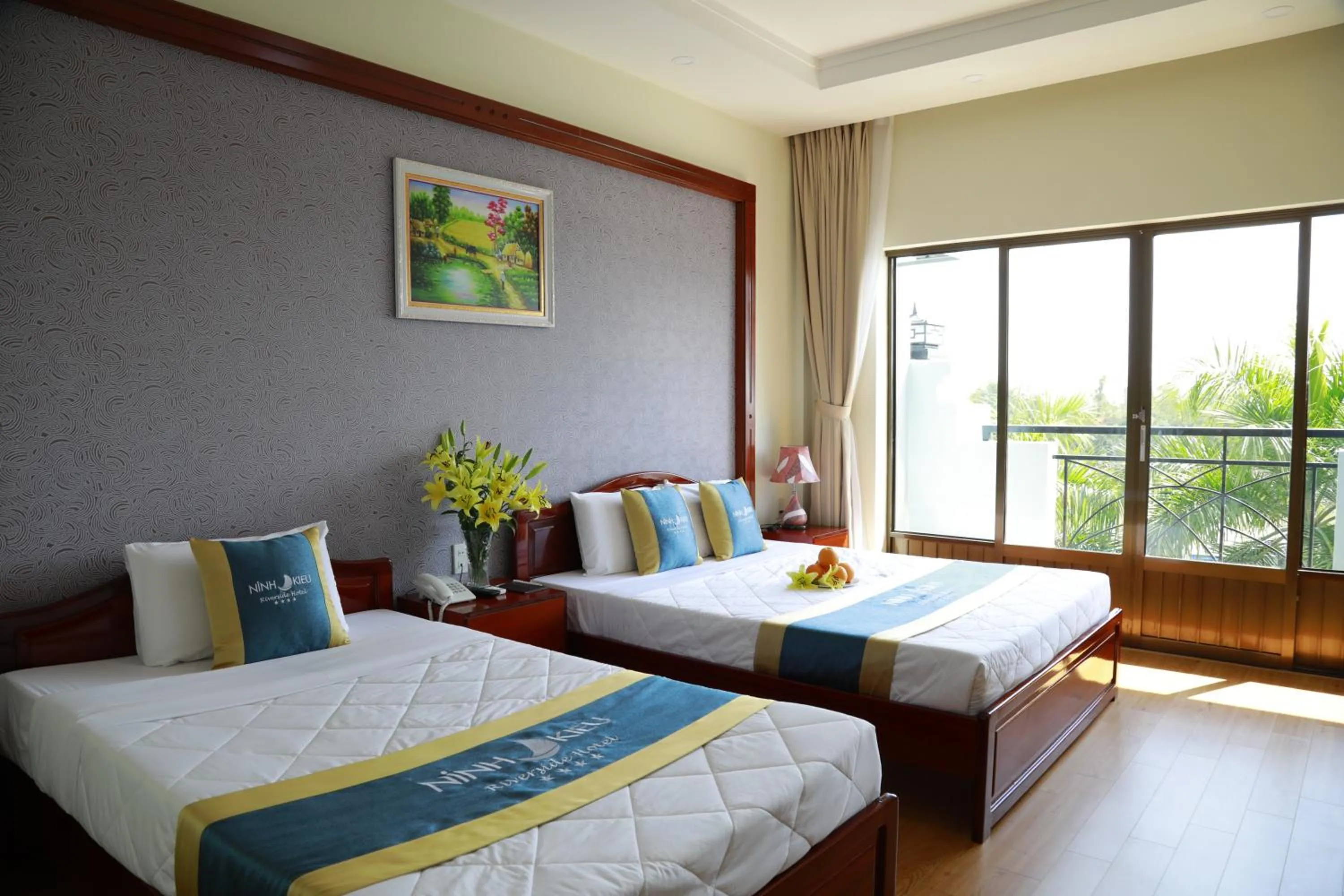 Photo of the whole room, Bed in Ninh Kieu Riverside Hotel