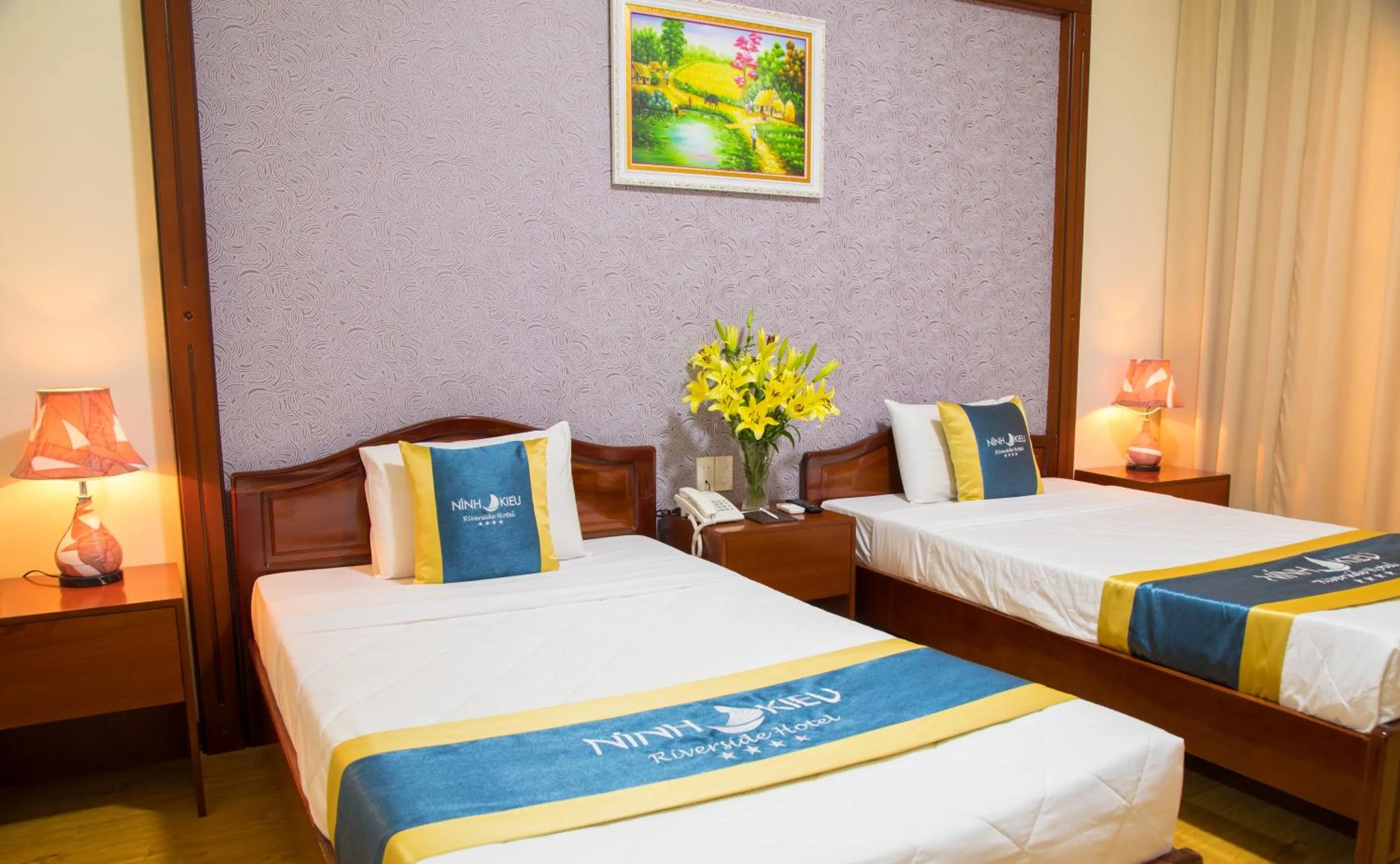 Bed in Ninh Kieu Riverside Hotel